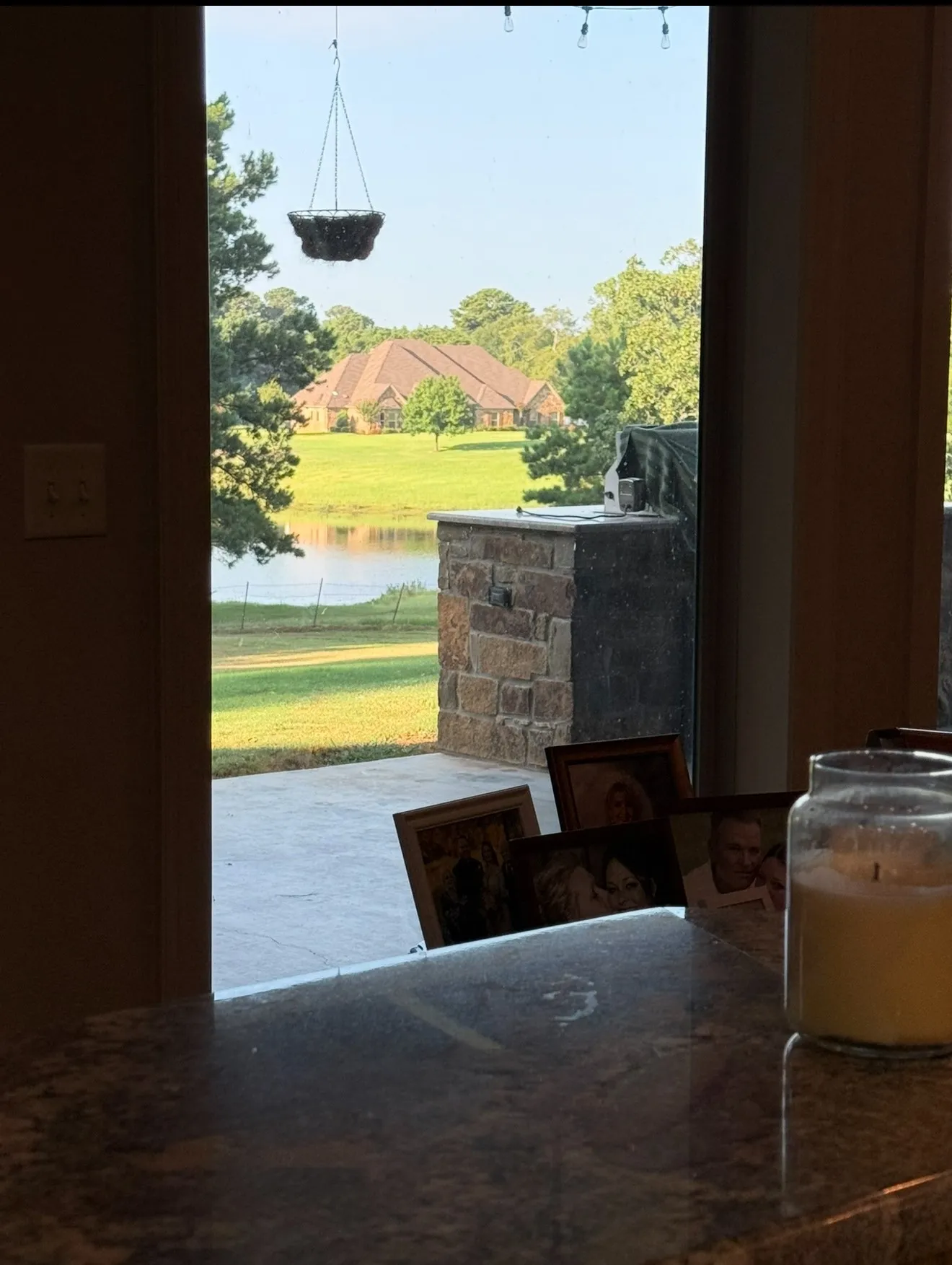 Single Family Residence For Sale in Harrison County , 2371 Country Club Road W, Longview, Texas 75602, 3 Bedroom, 2 Bathroom, 1 Garage spaces, 2,700 Sqft, built in 2013, mls#21362656, Real Estate Agent in Longview, Homes For Sale in Harrison county, Homes For Sale in Longview, Realtor in Longview Texas, Real Estate Brokerage Independent Realty Texas, Luminita Cordes Realtor