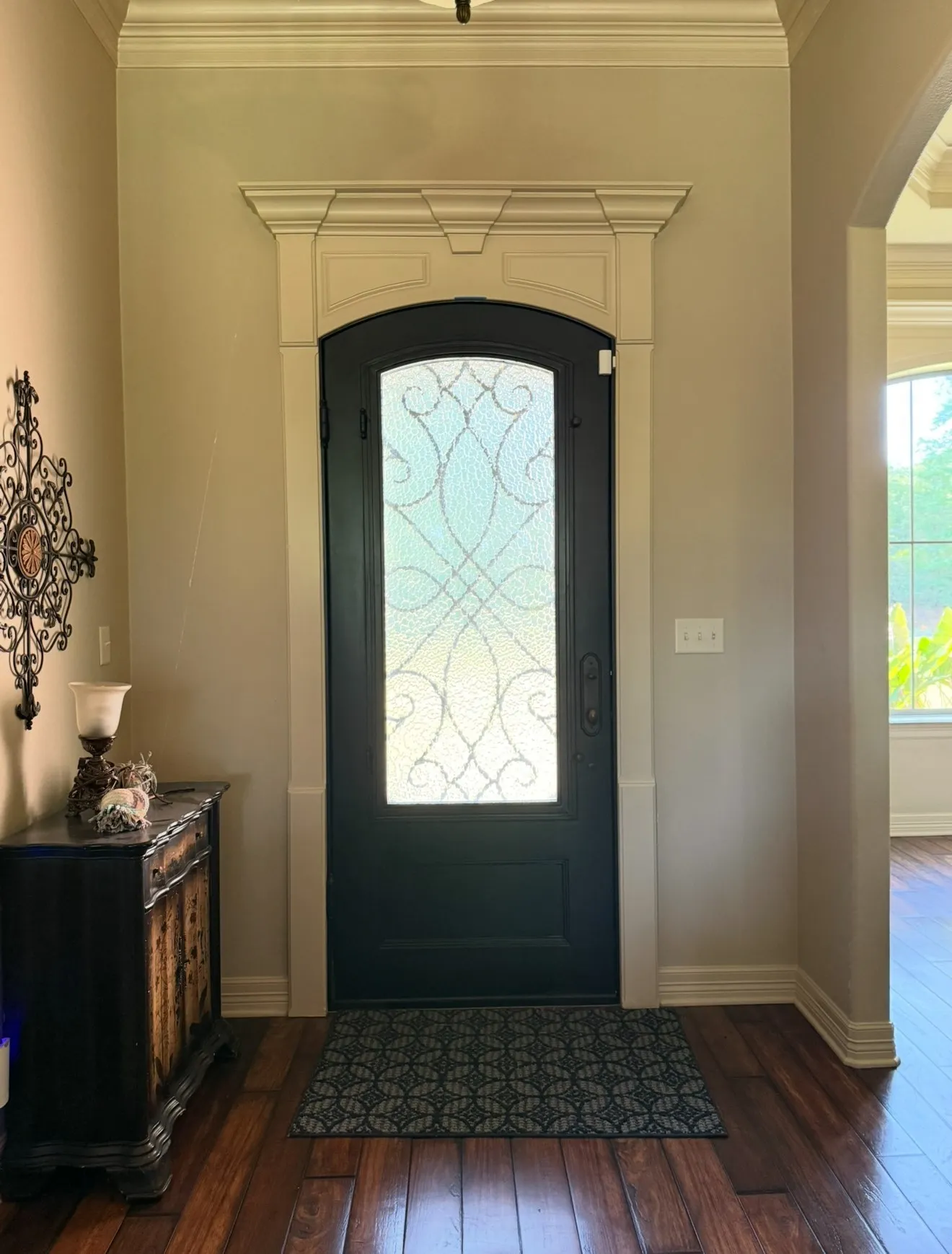 Single Family Residence For Sale in Harrison County , 2371 Country Club Road W, Longview, Texas 75602, 3 Bedroom, 2 Bathroom, 1 Garage spaces, 2,700 Sqft, built in 2013, mls#21362656, Real Estate Agent in Longview, Homes For Sale in Harrison county, Homes For Sale in Longview, Realtor in Longview Texas, Real Estate Brokerage Independent Realty Texas, Luminita Cordes Realtor