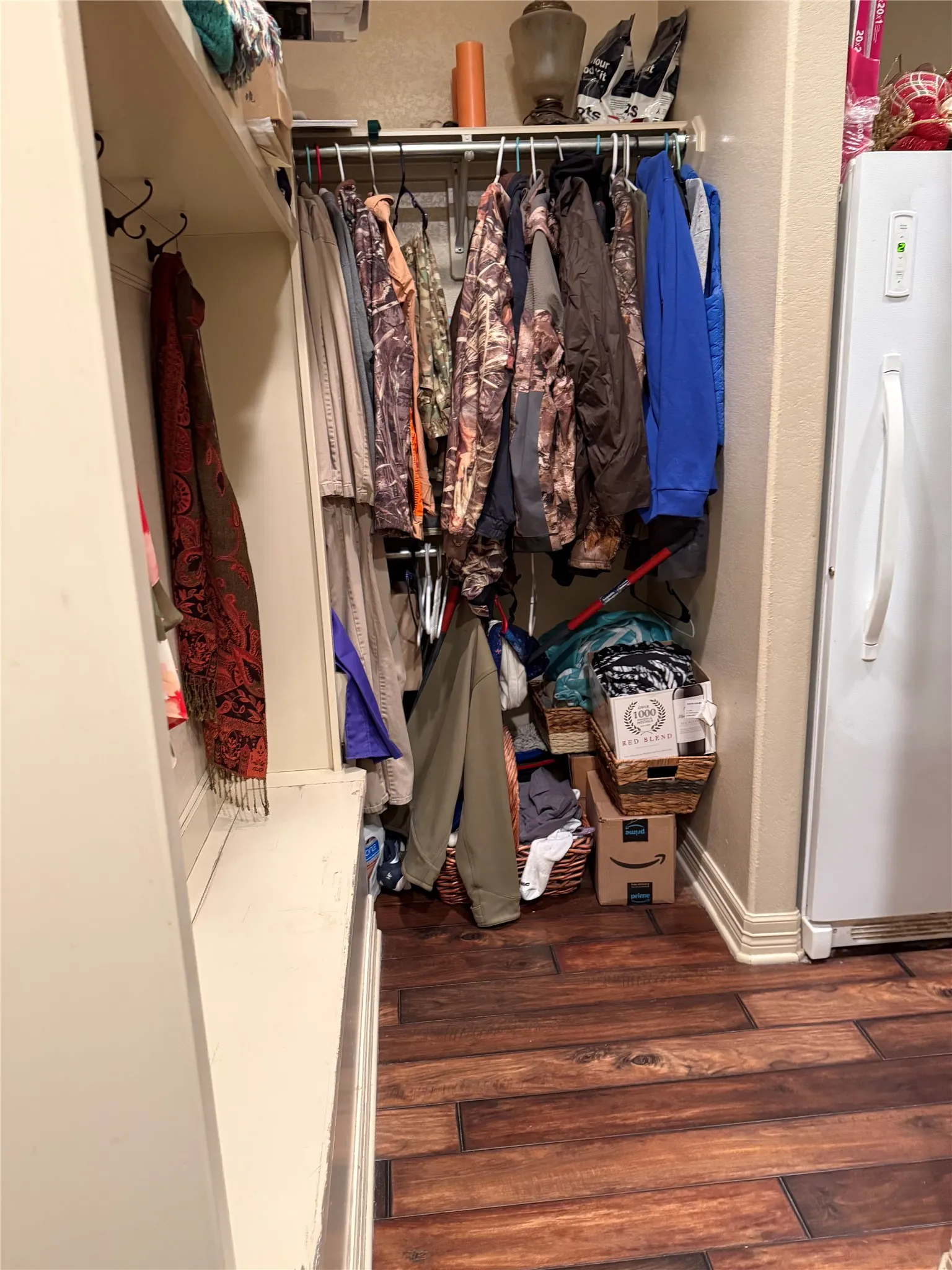 Single Family Residence For Sale in Harrison County , 2371 Country Club Road W, Longview, Texas 75602, 3 Bedroom, 2 Bathroom, 1 Garage spaces, 2,700 Sqft, built in 2013, mls#21362656, Real Estate Agent in Longview, Homes For Sale in Harrison county, Homes For Sale in Longview, Realtor in Longview Texas, Real Estate Brokerage Independent Realty Texas, Luminita Cordes Realtor
