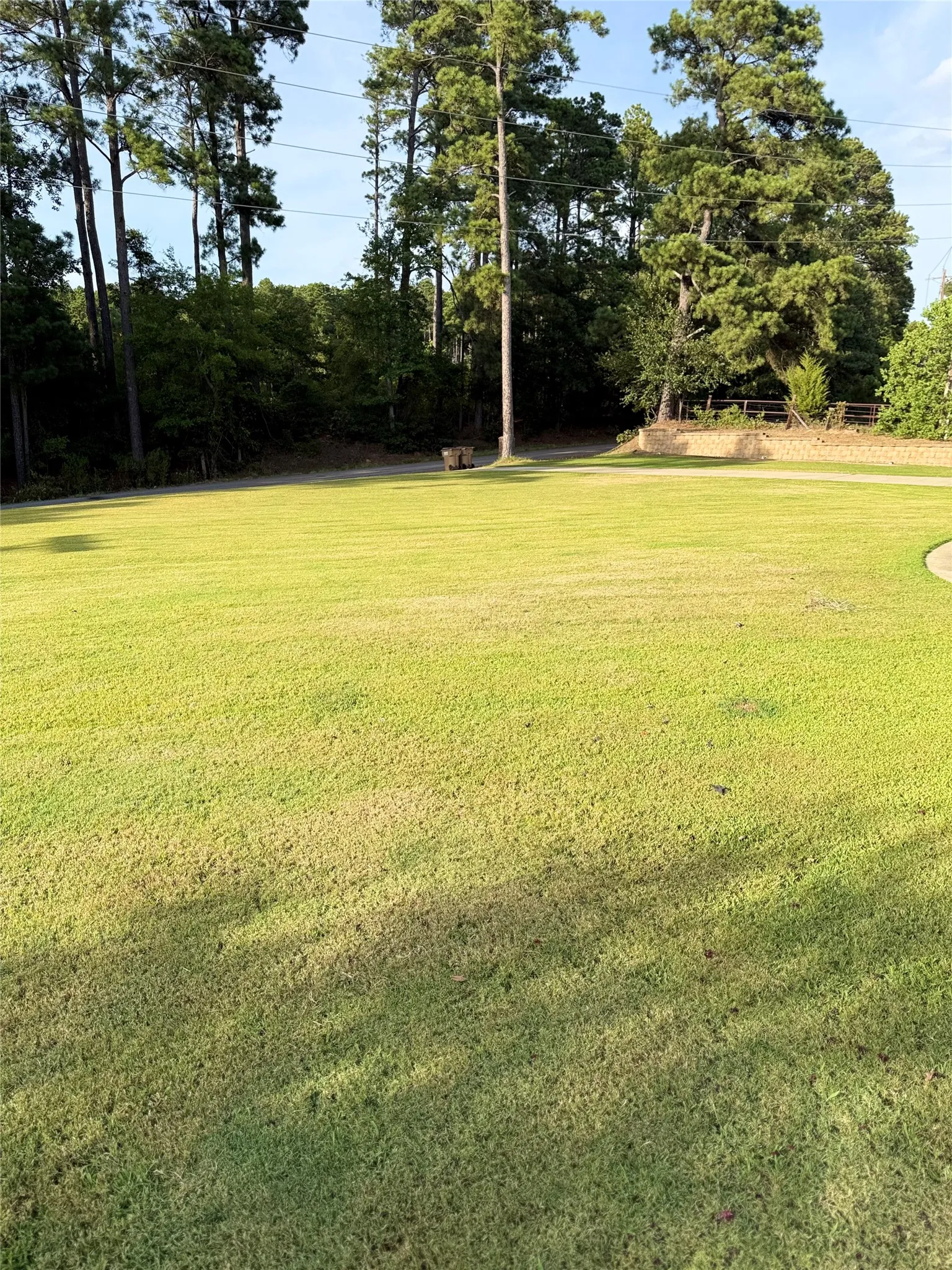 Single Family Residence For Sale in Harrison County , 2371 Country Club Road W, Longview, Texas 75602, 3 Bedroom, 2 Bathroom, 1 Garage spaces, 2,700 Sqft, built in 2013, mls#21362656, Real Estate Agent in Longview, Homes For Sale in Harrison county, Homes For Sale in Longview, Realtor in Longview Texas, Real Estate Brokerage Independent Realty Texas, Luminita Cordes Realtor