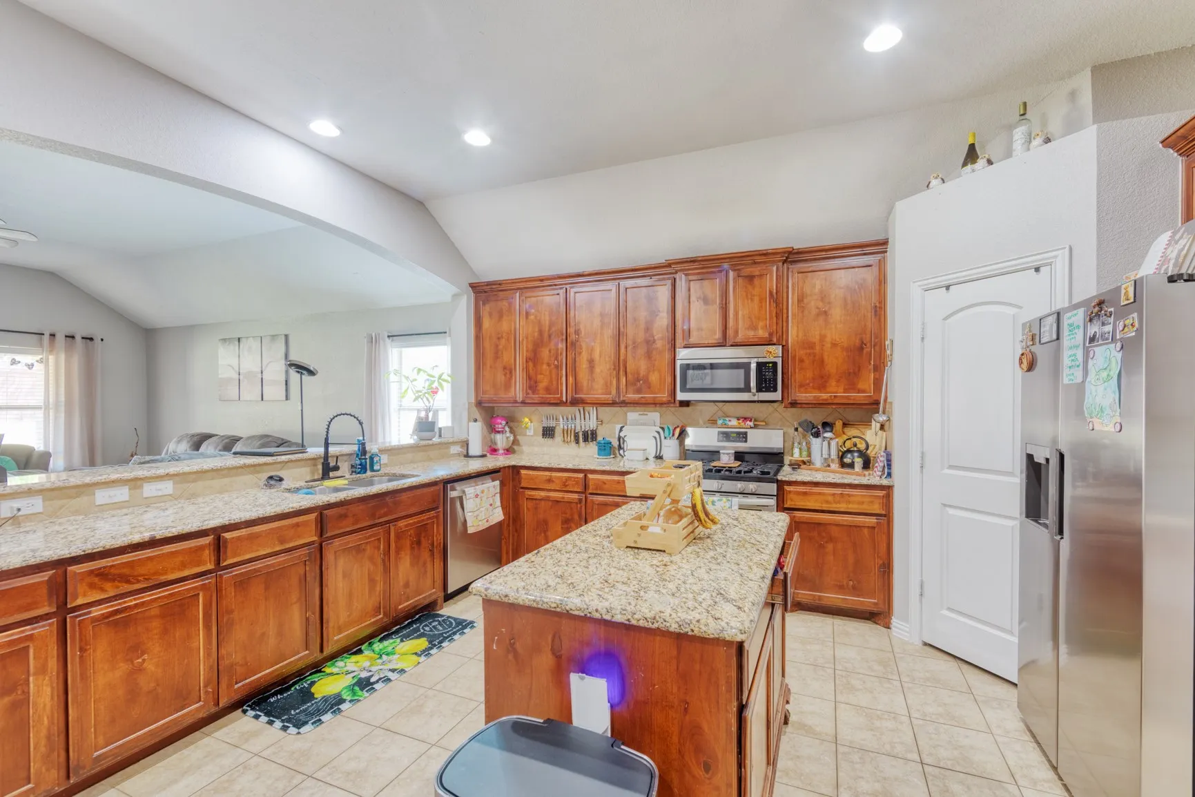 Single Family Residence For Sale in Denton County , 18 Pleasant Valley, Sanger, Texas 76266, 3 Bedroom, 2 Bathroom, 2 Garage spaces, 2,304 Sqft, built in 2007, mls#21362856, Real Estate Agent in Sanger, Homes For Sale in Denton county, Homes For Sale in Sanger, Realtor in Sanger Texas, Real Estate Brokerage Independent Realty Texas, Luminita Cordes Realtor