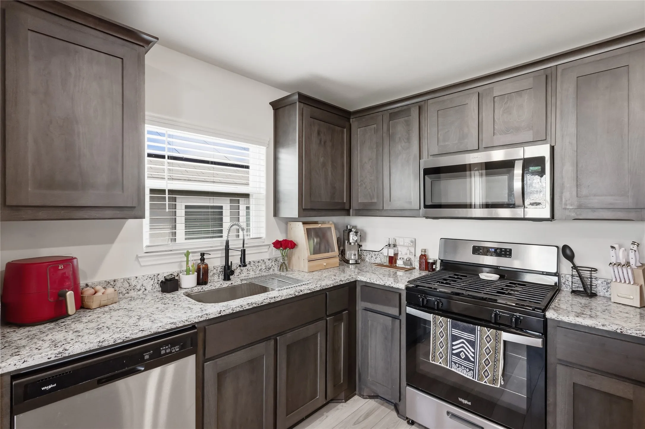 Single Family Residence For Sale in Tarrant County , 916 American Flyer Boulevard, Fort Worth, Texas 76108, 3 Bedroom, 2 Bathroom, 2 Garage spaces, 1,316 Sqft, built in 2022, Price $310,000, mls#21362621, Real Estate Agent in Fort Worth, Homes For Sale in Tarrant county, Homes For Sale in Fort Worth, Realtor in Fort Worth Texas, Real Estate Brokerage Independent Realty Texas, Luminita Cordes Realtor
