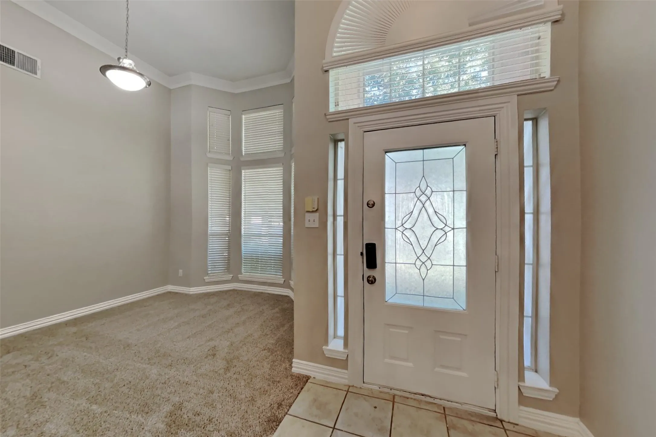 Single Family Residence For Rent in Rockwall County , 1285 Shores Boulevard, Rockwall, Texas 75087, 4 Bedroom, 3 Bathroom, 2 Garage spaces, 2,888 Sqft, built in 1997, mls#21362725, Real Estate Agent in Rockwall, Homes For Rent in Rockwall county, Homes For Rent in Rockwall, Realtor in Rockwall Texas, Real Estate Brokerage Independent Realty Texas, Luminita Cordes Realtor