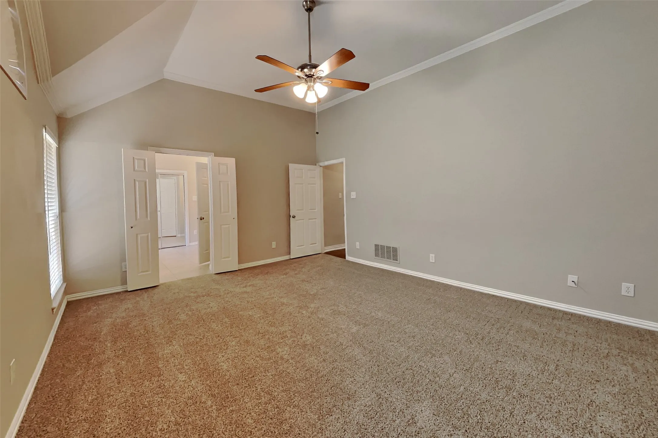 Single Family Residence For Rent in Rockwall County , 1285 Shores Boulevard, Rockwall, Texas 75087, 4 Bedroom, 3 Bathroom, 2 Garage spaces, 2,888 Sqft, built in 1997, mls#21362725, Real Estate Agent in Rockwall, Homes For Rent in Rockwall county, Homes For Rent in Rockwall, Realtor in Rockwall Texas, Real Estate Brokerage Independent Realty Texas, Luminita Cordes Realtor
