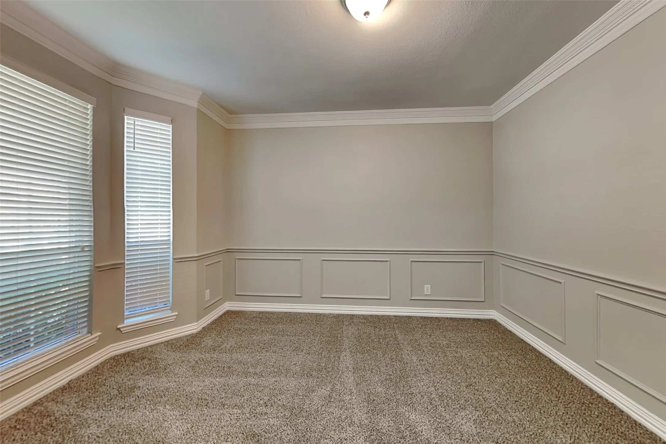 Single Family Residence For Rent in Rockwall County , 1285 Shores Boulevard, Rockwall, Texas 75087, 4 Bedroom, 3 Bathroom, 2 Garage spaces, 2,888 Sqft, built in 1997, mls#21362725, Real Estate Agent in Rockwall, Homes For Rent in Rockwall county, Homes For Rent in Rockwall, Realtor in Rockwall Texas, Real Estate Brokerage Independent Realty Texas, Luminita Cordes Realtor