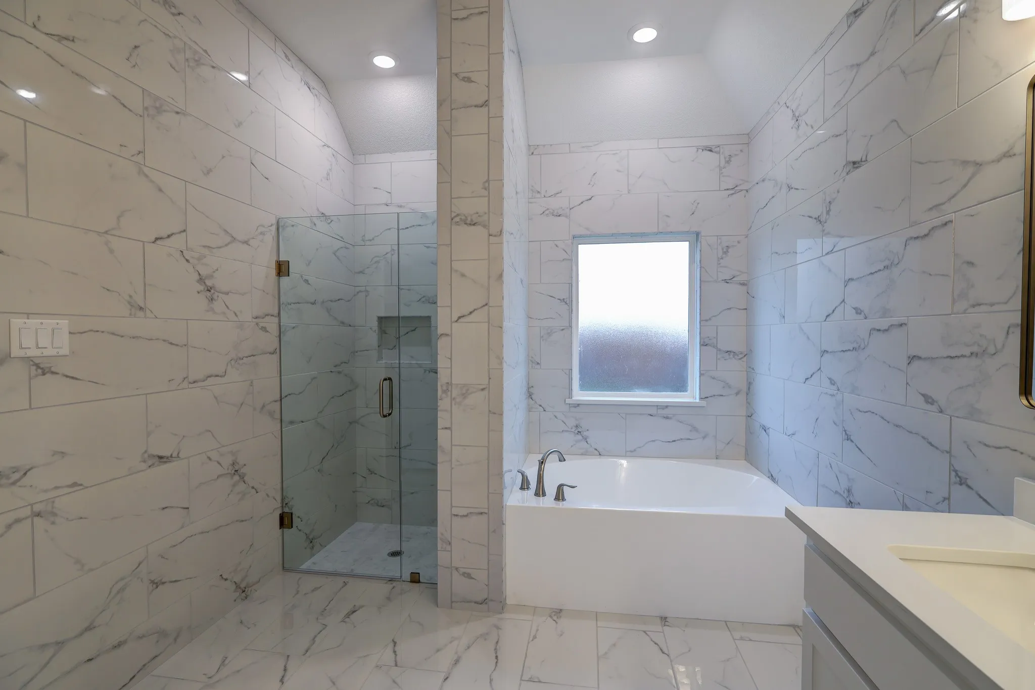 Single Family Residence For Sale in Tarrant County , 10171 blue jay Lane, Benbrook, Texas 76126, 4 Bedroom, 3 Bathroom, 2 Garage spaces, 2,367 Sqft, built in 2025, mls#21362978, Real Estate Agent in Benbrook, Homes For Sale in Tarrant county, Homes For Sale in Benbrook, Realtor in Benbrook Texas, Real Estate Brokerage Independent Realty Texas, Luminita Cordes Realtor