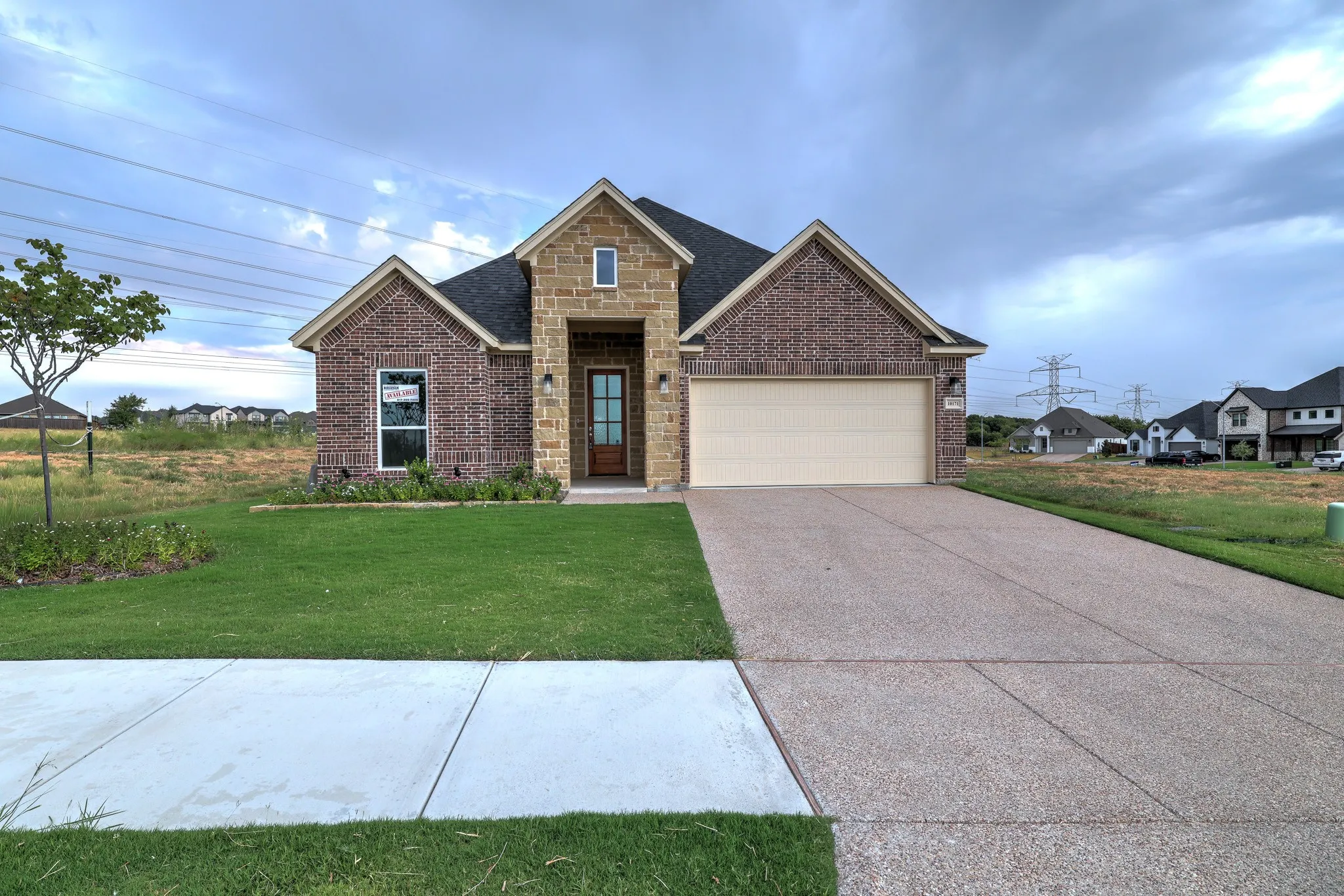 Single Family Residence For Sale in Tarrant County , 10171 blue jay Lane, Benbrook, Texas 76126, 4 Bedroom, 3 Bathroom, 2 Garage spaces, 2,367 Sqft, built in 2025, mls#21362978, Real Estate Agent in Benbrook, Homes For Sale in Tarrant county, Homes For Sale in Benbrook, Realtor in Benbrook Texas, Real Estate Brokerage Independent Realty Texas, Luminita Cordes Realtor