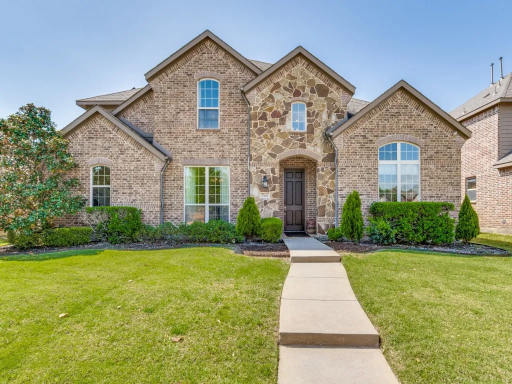 Single Family Residence For Rent in Dallas County , 7110 Waterbury Drive, Rowlett, Texas 75089, 4 Bedroom, 4 Bathroom, 2 Garage spaces, 3,814 Sqft, built in 2008, mls#21362931, Real Estate Agent in Rowlett, Homes For Rent in Dallas county, Homes For Rent in Rowlett, Realtor in Rowlett Texas, Real Estate Brokerage Independent Realty Texas, Luminita Cordes Realtor