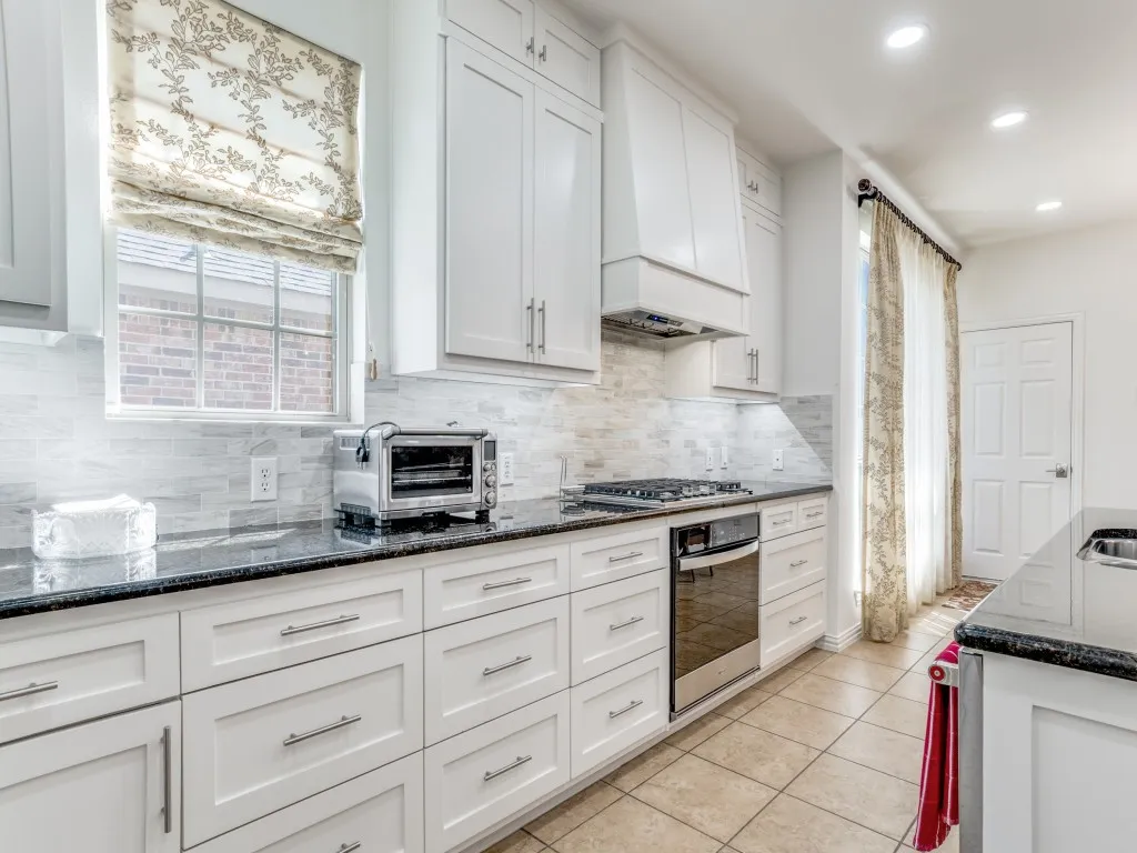 Single Family Residence For Rent in Dallas County , 7110 Waterbury Drive, Rowlett, Texas 75089, 4 Bedroom, 4 Bathroom, 2 Garage spaces, 3,814 Sqft, built in 2008, mls#21362931, Real Estate Agent in Rowlett, Homes For Rent in Dallas county, Homes For Rent in Rowlett, Realtor in Rowlett Texas, Real Estate Brokerage Independent Realty Texas, Luminita Cordes Realtor
