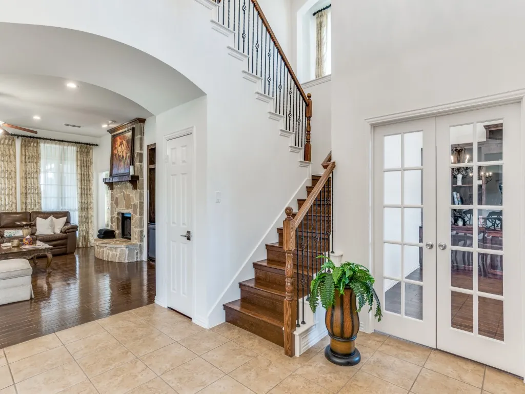Single Family Residence For Rent in Dallas County , 7110 Waterbury Drive, Rowlett, Texas 75089, 4 Bedroom, 4 Bathroom, 2 Garage spaces, 3,814 Sqft, built in 2008, mls#21362931, Real Estate Agent in Rowlett, Homes For Rent in Dallas county, Homes For Rent in Rowlett, Realtor in Rowlett Texas, Real Estate Brokerage Independent Realty Texas, Luminita Cordes Realtor