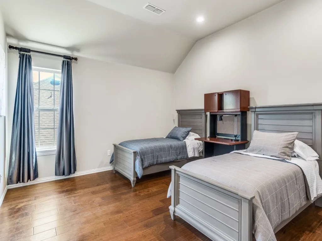 Single Family Residence For Rent in Dallas County , 7110 Waterbury Drive, Rowlett, Texas 75089, 4 Bedroom, 4 Bathroom, 2 Garage spaces, 3,814 Sqft, built in 2008, mls#21362931, Real Estate Agent in Rowlett, Homes For Rent in Dallas county, Homes For Rent in Rowlett, Realtor in Rowlett Texas, Real Estate Brokerage Independent Realty Texas, Luminita Cordes Realtor
