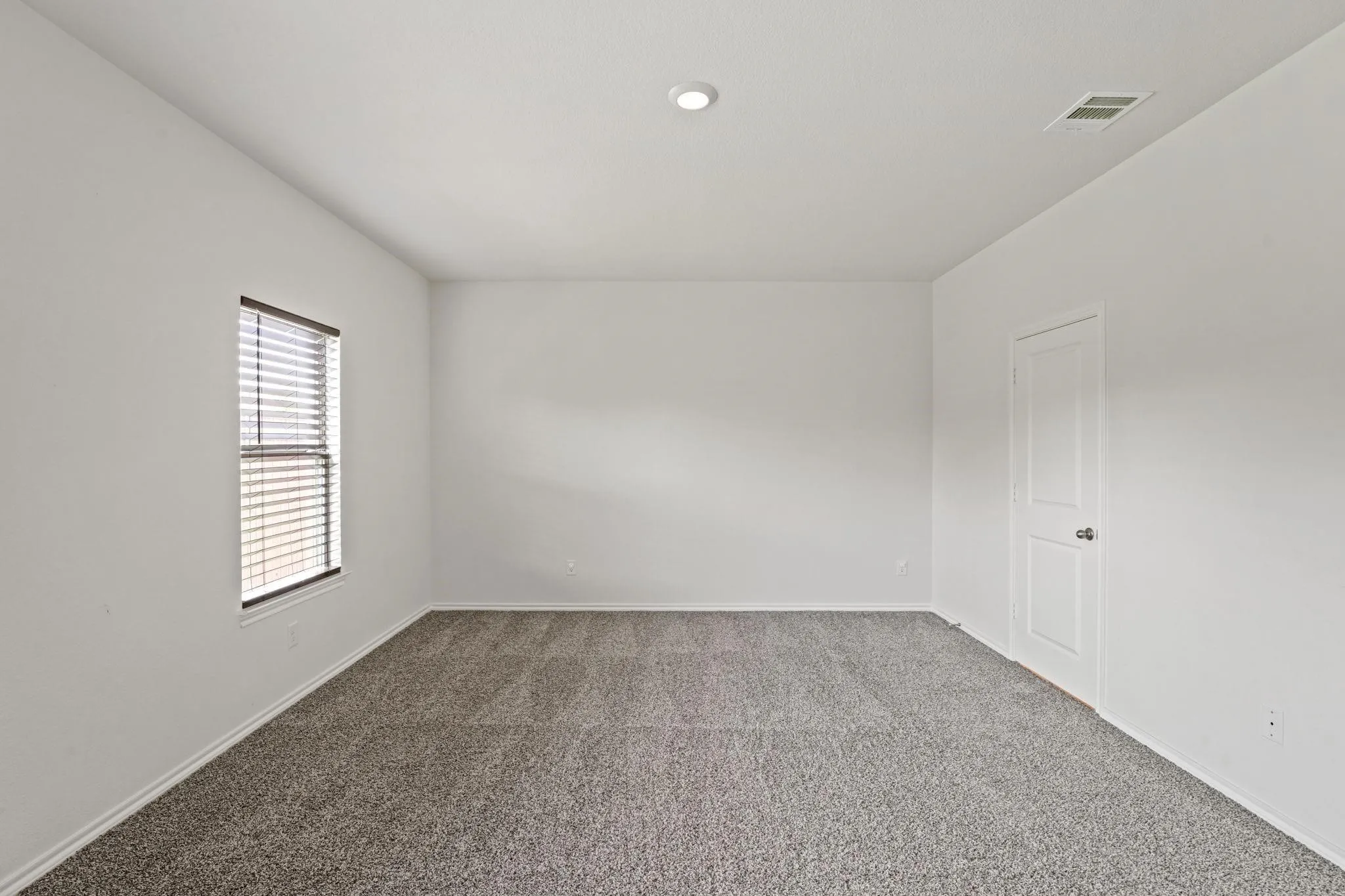 Single Family Residence For Rent in Denton County , 728 Fueller Drive, Aubrey, Texas 76227, 4 Bedroom, 3 Bathroom, 2 Garage spaces, 2,518 Sqft, built in 2021, mls#21362961, Real Estate Agent in Aubrey, Homes For Rent in Denton county, Homes For Rent in Aubrey, Realtor in Aubrey Texas, Real Estate Brokerage Independent Realty Texas, Luminita Cordes Realtor