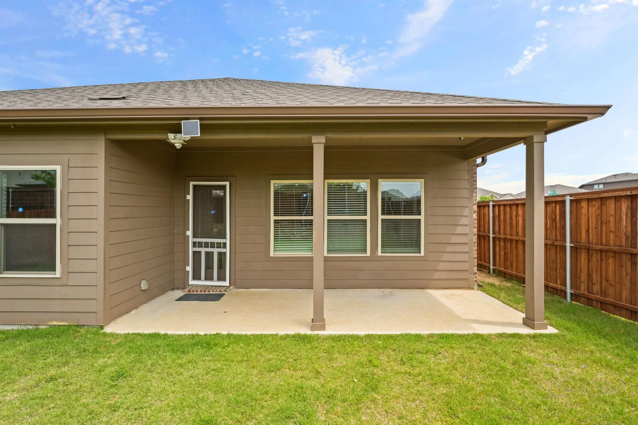 Single Family Residence For Rent in Denton County , 728 Fueller Drive, Aubrey, Texas 76227, 4 Bedroom, 3 Bathroom, 2 Garage spaces, 2,518 Sqft, built in 2021, mls#21362961, Real Estate Agent in Aubrey, Homes For Rent in Denton county, Homes For Rent in Aubrey, Realtor in Aubrey Texas, Real Estate Brokerage Independent Realty Texas, Luminita Cordes Realtor