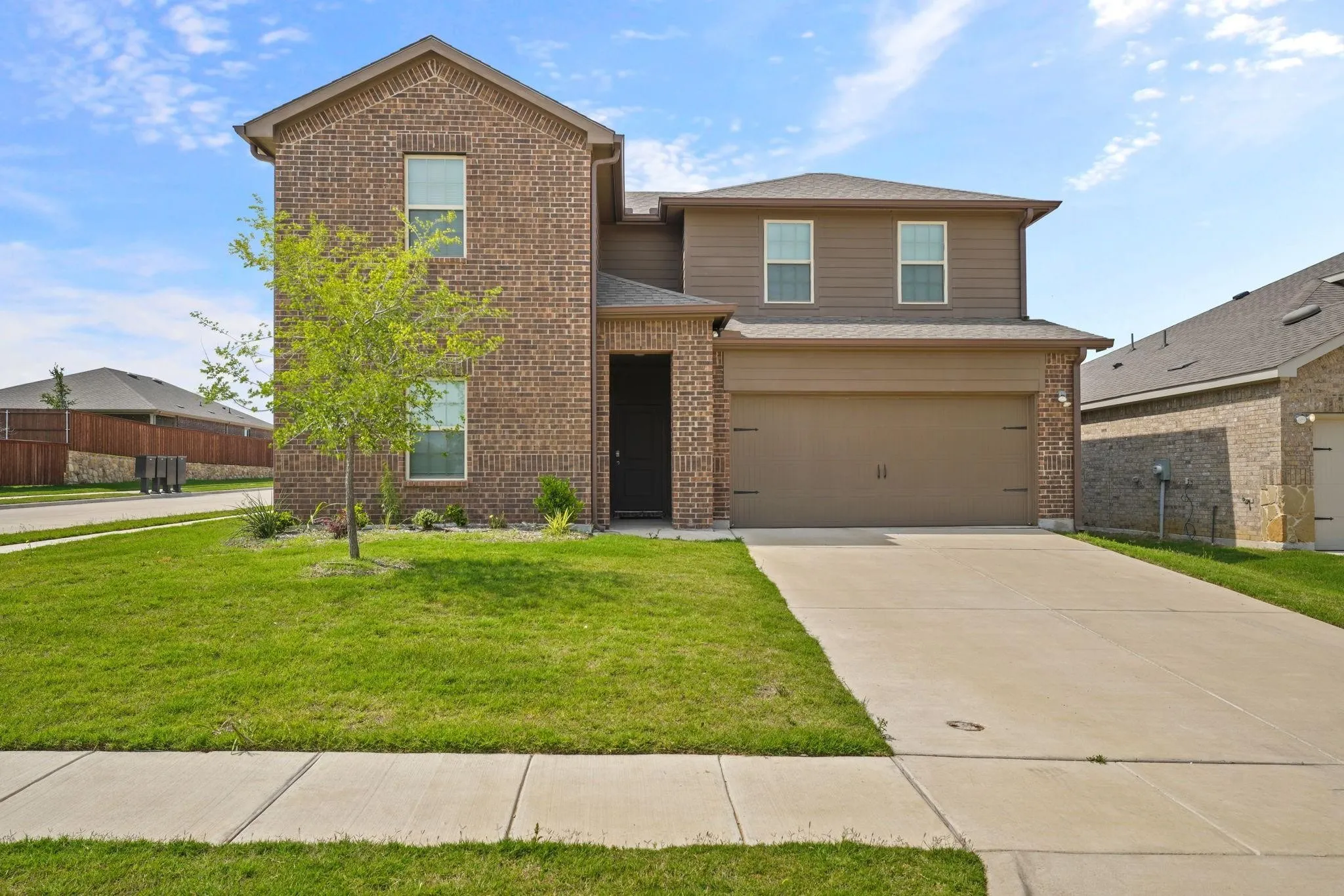 Single Family Residence For Rent in Denton County , 728 Fueller Drive, Aubrey, Texas 76227, 4 Bedroom, 3 Bathroom, 2 Garage spaces, 2,518 Sqft, built in 2021, mls#21362961, Real Estate Agent in Aubrey, Homes For Rent in Denton county, Homes For Rent in Aubrey, Realtor in Aubrey Texas, Real Estate Brokerage Independent Realty Texas, Luminita Cordes Realtor