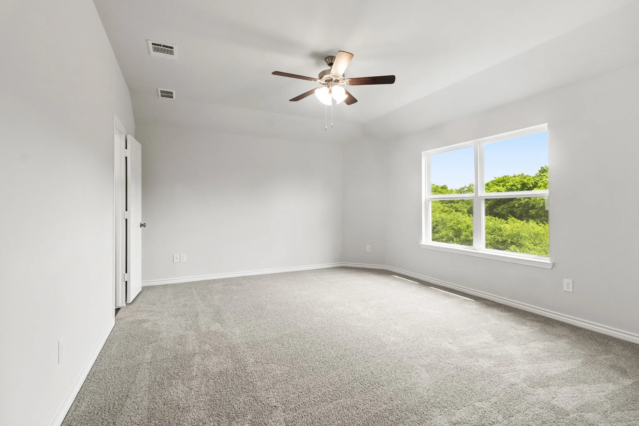Single Family Residence For Sale in Tarrant County , 10641 Stag Lane, Fort Worth, Texas 76036, 4 Bedroom, 3 Bathroom, 2 Garage spaces, 1,940 Sqft, built in 2026, mls#21362987, Real Estate Agent in Fort Worth, Homes For Sale in Tarrant county, Homes For Sale in Fort Worth, Realtor in Fort Worth Texas, Real Estate Brokerage Independent Realty Texas, Luminita Cordes Realtor