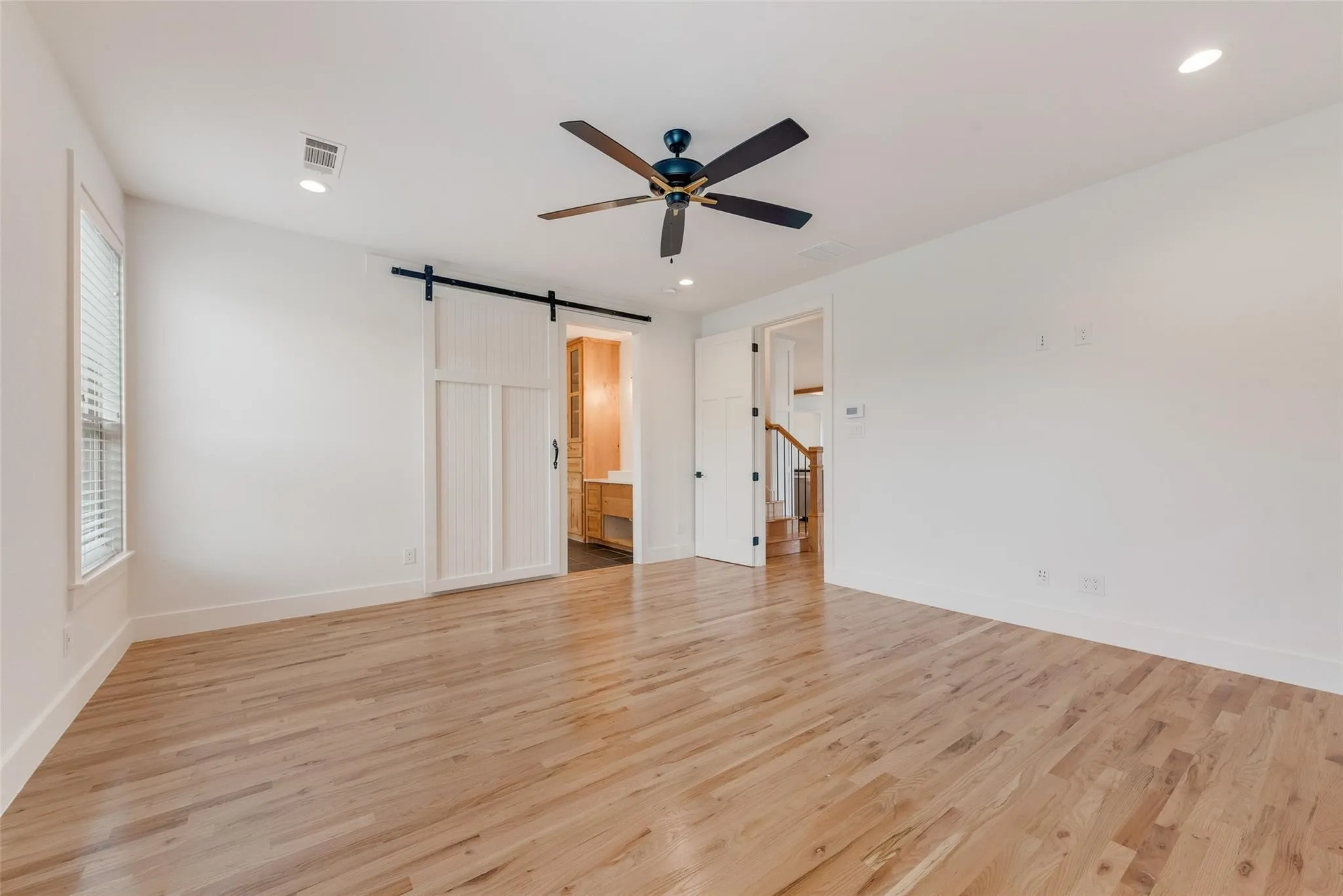 Single Family Residence For Rent in Hunt County , 1001 Devoss Court, Caddo Mills, Texas 75135, 4 Bedroom, 5 Bathroom, 2 Garage spaces, 3,101 Sqft, built in 2022, mls#21337739, Real Estate Agent in Caddo Mills, Homes For Rent in Hunt county, Homes For Rent in Caddo Mills, Realtor in Caddo Mills Texas, Real Estate Brokerage Independent Realty Texas, Luminita Cordes Realtor