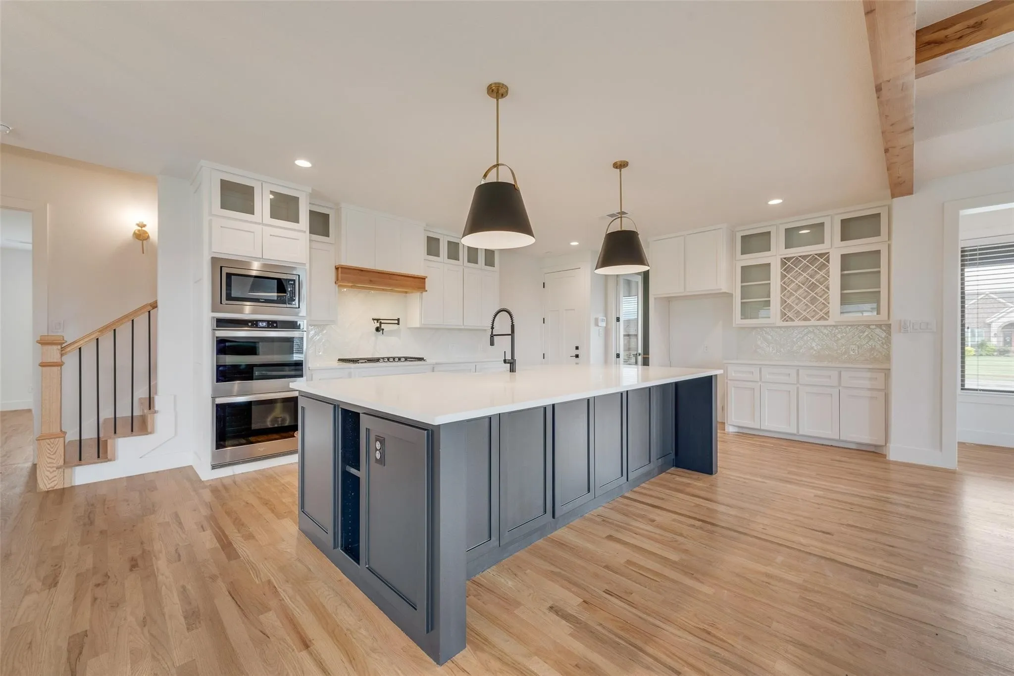 Single Family Residence For Rent in Hunt County , 1001 Devoss Court, Caddo Mills, Texas 75135, 4 Bedroom, 5 Bathroom, 2 Garage spaces, 3,101 Sqft, built in 2022, mls#21337739, Real Estate Agent in Caddo Mills, Homes For Rent in Hunt county, Homes For Rent in Caddo Mills, Realtor in Caddo Mills Texas, Real Estate Brokerage Independent Realty Texas, Luminita Cordes Realtor