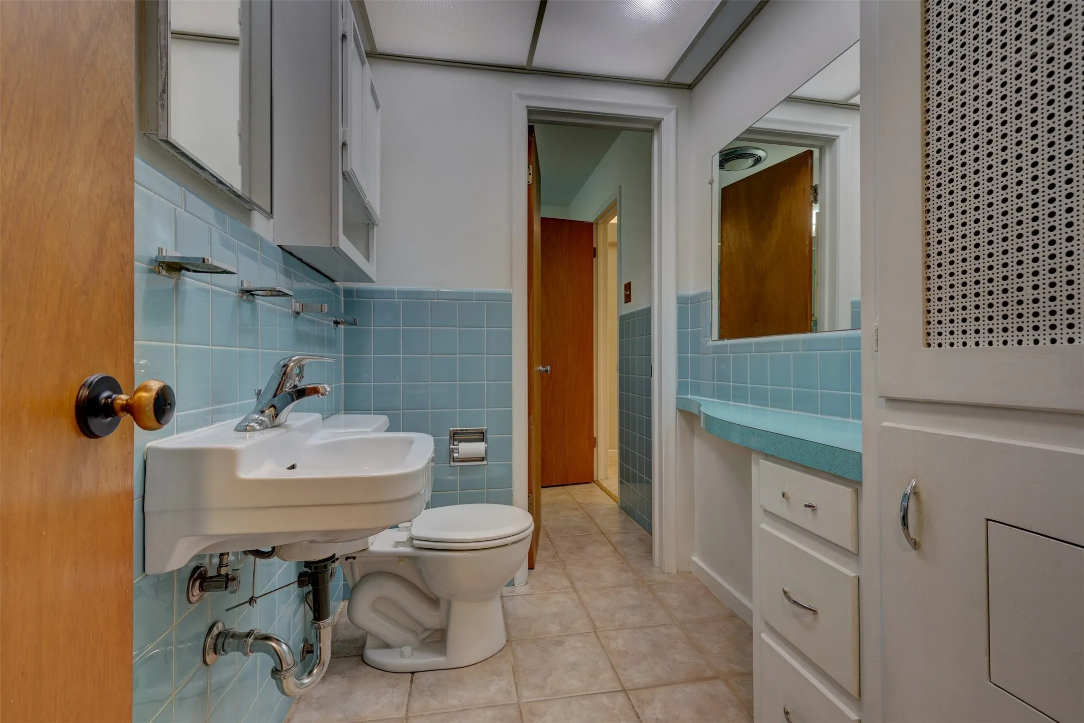Single Family Residence For Sale in Mc Lennan County , 2012 Mountainview Drive, Waco, Texas 76710, 2 Bedroom, 2 Bathroom, 1 Garage spaces, 1,223 Sqft, built in 1958, mls#21363004, Real Estate Agent in Waco, Homes For Sale in Mc Lennan county, Homes For Sale in Waco, Realtor in Waco Texas, Real Estate Brokerage Independent Realty Texas, Luminita Cordes Realtor