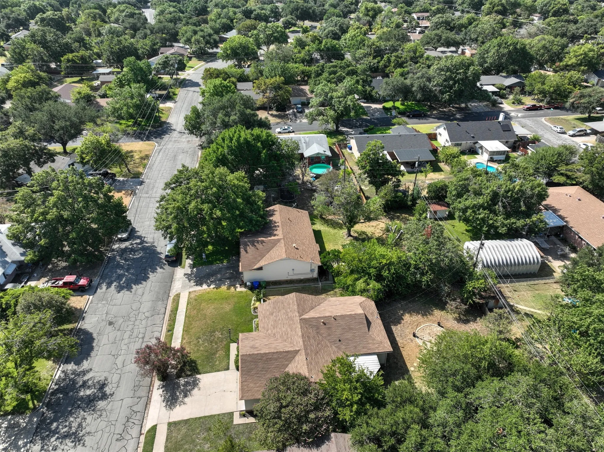 Single Family Residence For Sale in Mc Lennan County , 2012 Mountainview Drive, Waco, Texas 76710, 2 Bedroom, 2 Bathroom, 1 Garage spaces, 1,223 Sqft, built in 1958, mls#21363004, Real Estate Agent in Waco, Homes For Sale in Mc Lennan county, Homes For Sale in Waco, Realtor in Waco Texas, Real Estate Brokerage Independent Realty Texas, Luminita Cordes Realtor