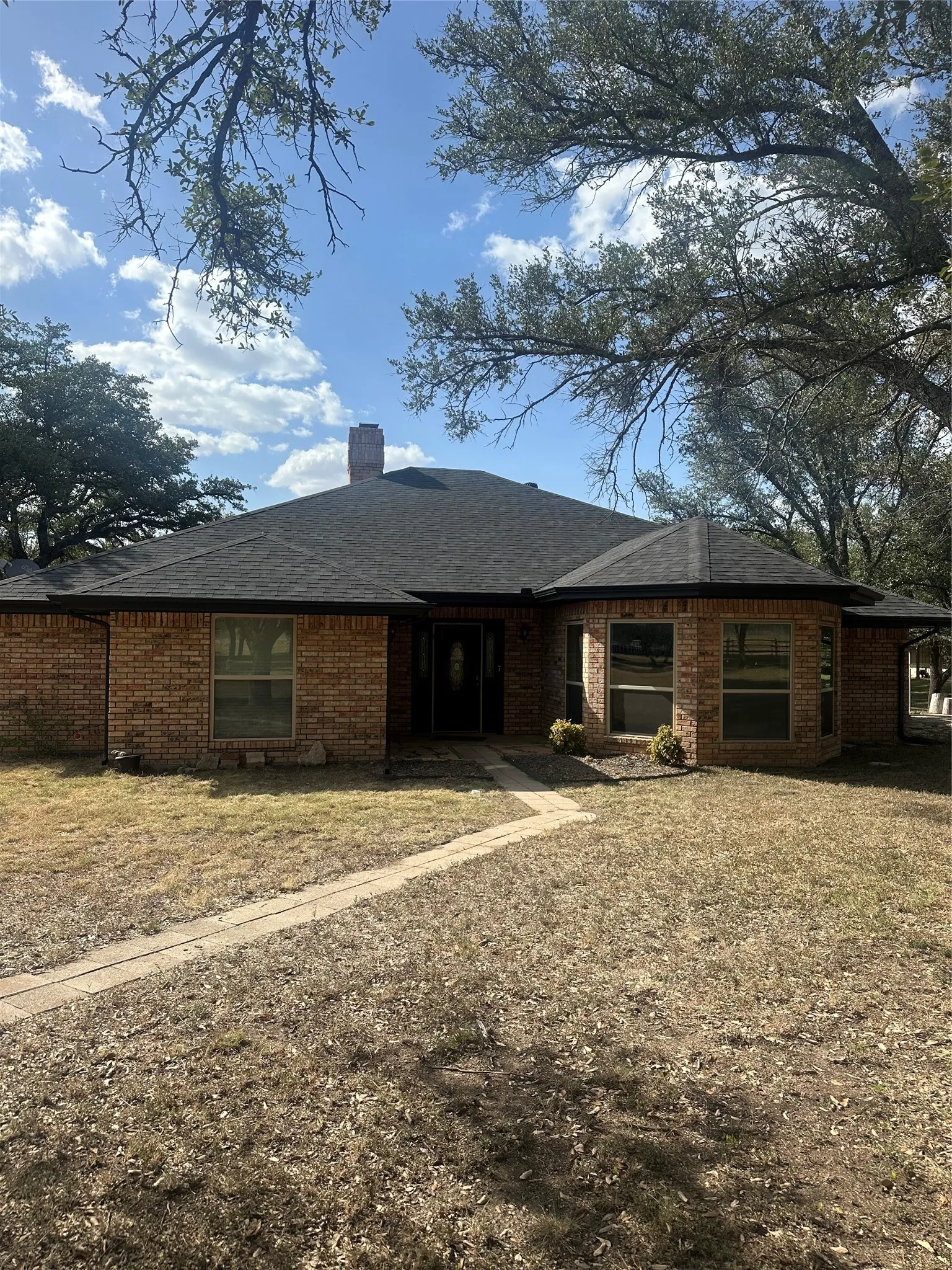 Single Family Residence For Sale in Brown County , 5251 FM 2126, Brownwood, Texas 76801, 3 Bedroom, 2 Bathroom, 2 Garage spaces, 2,060 Sqft, built in 1992, mls#21356310, Real Estate Agent in Brownwood, Homes For Sale in Brown county, Homes For Sale in Brownwood, Realtor in Brownwood Texas, Real Estate Brokerage Independent Realty Texas, Luminita Cordes Realtor