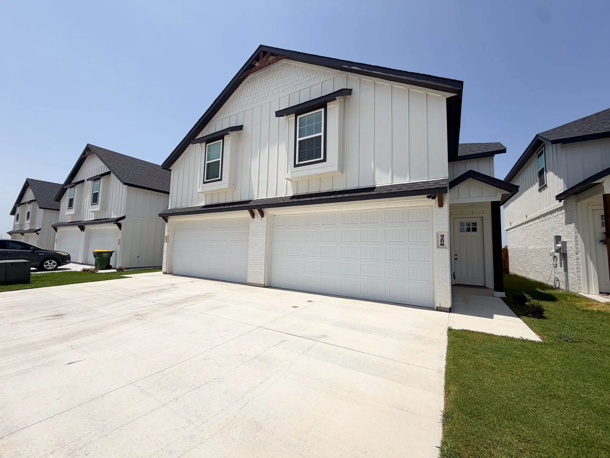 Townhouse For Rent in Johnson County , 920 Cooksey Court B, Grandview, Texas 76050, 3 Bedroom, 3 Bathroom, 2 Garage spaces, 1,584 Sqft, built in 2024, mls#21362849, Real Estate Agent in Grandview, Homes For Rent in Johnson county, Homes For Rent in Grandview, Realtor in Grandview Texas, Real Estate Brokerage Independent Realty Texas, Luminita Cordes Realtor