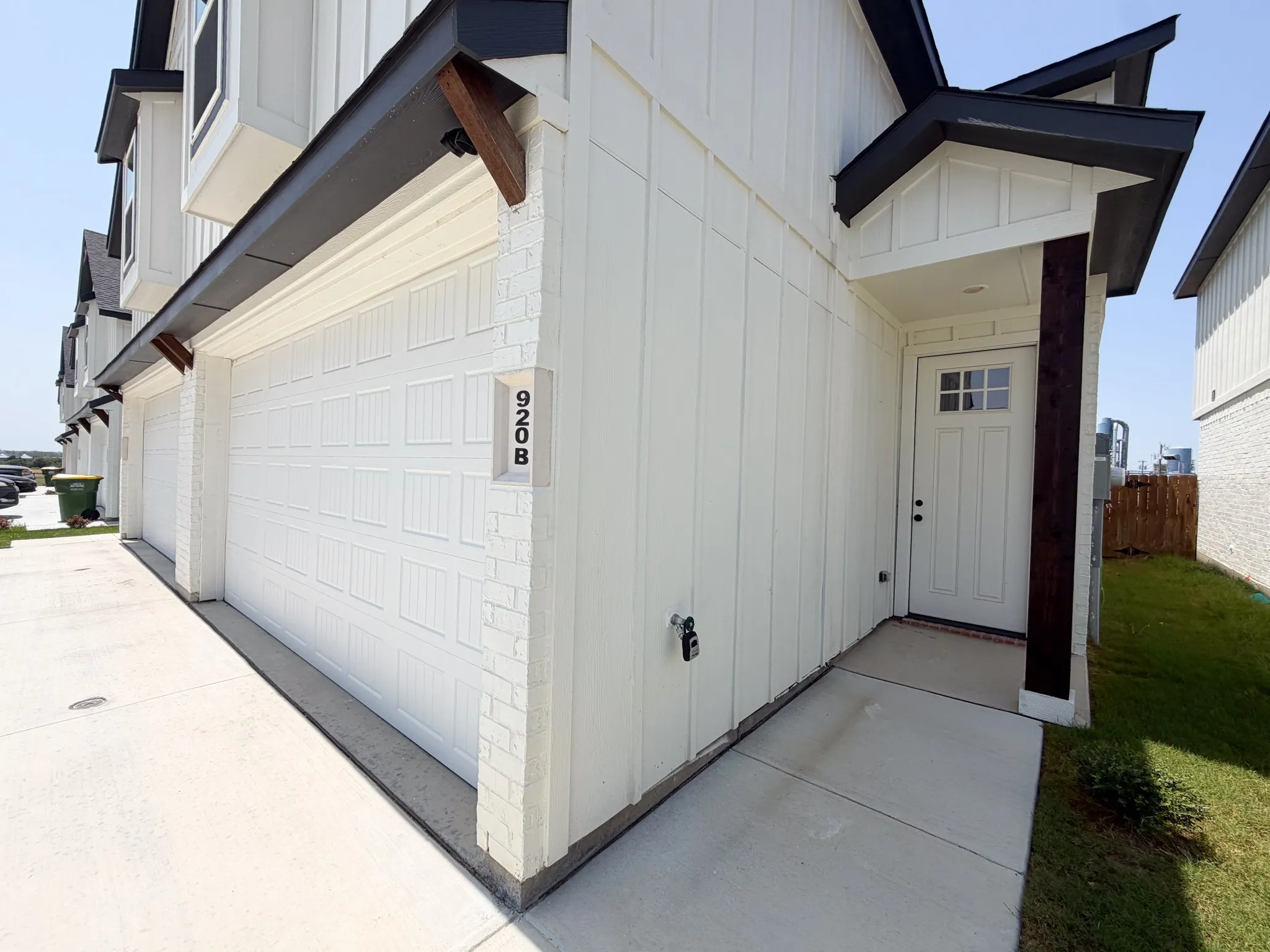 Townhouse For Rent in Johnson County , 920 Cooksey Court B, Grandview, Texas 76050, 3 Bedroom, 3 Bathroom, 2 Garage spaces, 1,584 Sqft, built in 2024, mls#21362849, Real Estate Agent in Grandview, Homes For Rent in Johnson county, Homes For Rent in Grandview, Realtor in Grandview Texas, Real Estate Brokerage Independent Realty Texas, Luminita Cordes Realtor