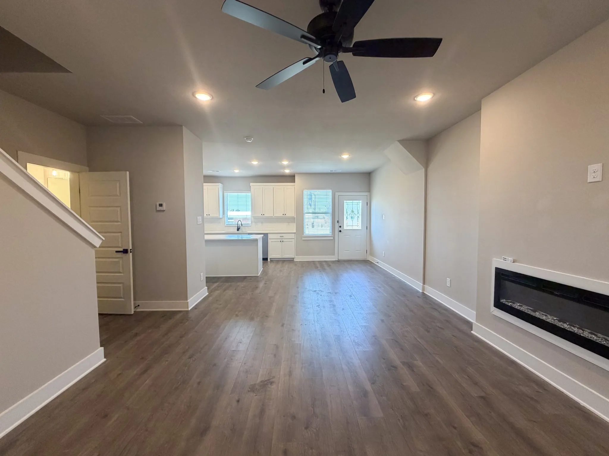 Townhouse For Rent in Johnson County , 920 Cooksey Court B, Grandview, Texas 76050, 3 Bedroom, 3 Bathroom, 2 Garage spaces, 1,584 Sqft, built in 2024, mls#21362849, Real Estate Agent in Grandview, Homes For Rent in Johnson county, Homes For Rent in Grandview, Realtor in Grandview Texas, Real Estate Brokerage Independent Realty Texas, Luminita Cordes Realtor