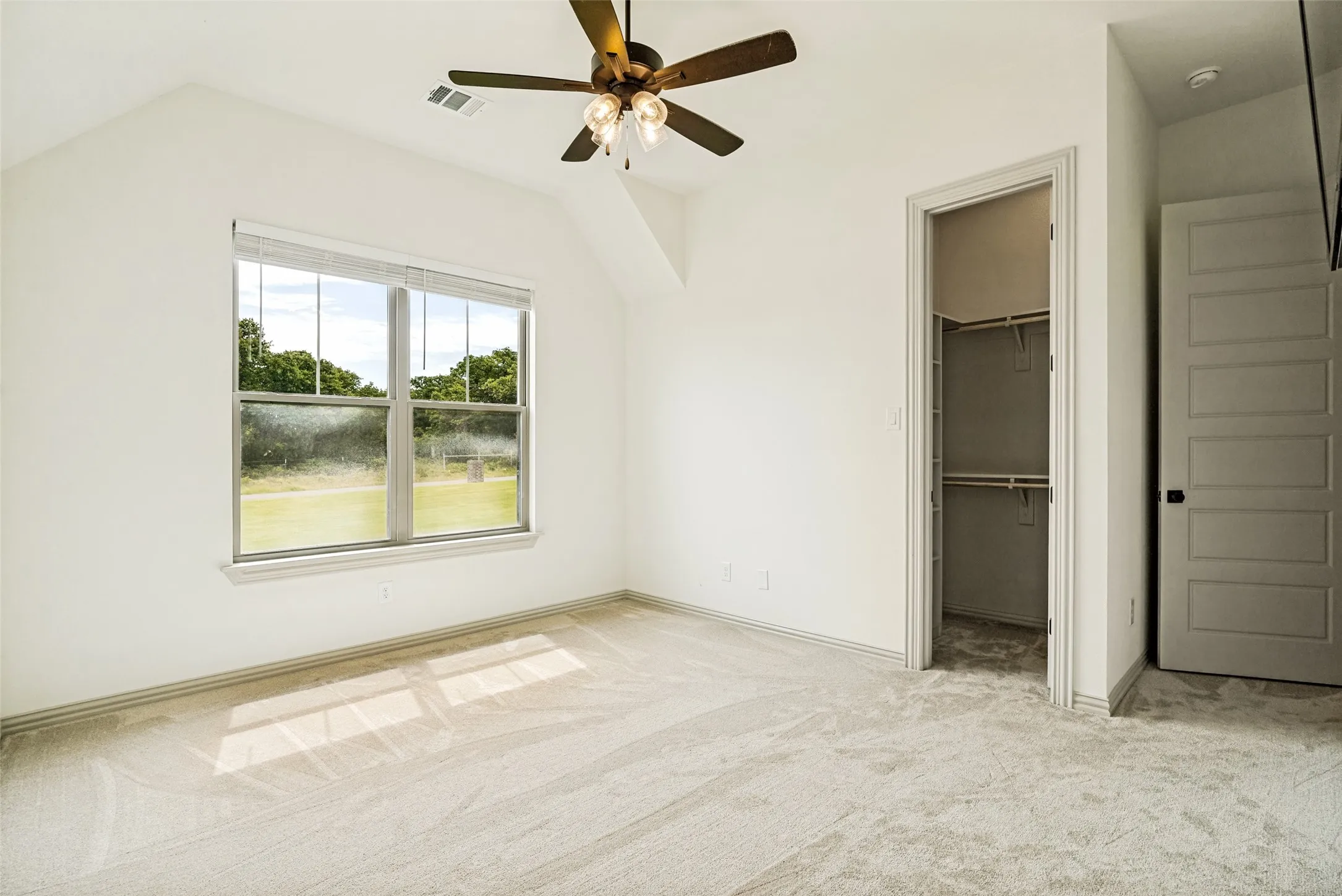 Single Family Residence For Rent in Parker County , 9459 Zion Hill Road, Poolville, Texas 76487, 3 Bedroom, 3 Bathroom, 3 Garage spaces, 2,921 Sqft, built in 2024, mls#21361842, Real Estate Agent in Poolville, Homes For Rent in Parker county, Homes For Rent in Poolville, Realtor in Poolville Texas, Real Estate Brokerage Independent Realty Texas, Luminita Cordes Realtor