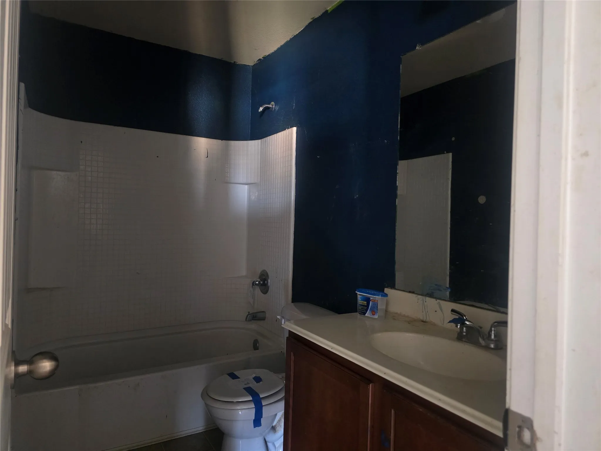 Single Family Residence For Sale in Hood County , 4204 Sapphire Lane, Granbury, Texas 76049, 3 Bedroom, 2 Bathroom, 2 Garage spaces, 1,262 Sqft, built in 2011, mls#21359770, Real Estate Agent in Granbury, Homes For Sale in Hood county, Homes For Sale in Granbury, Realtor in Granbury Texas, Real Estate Brokerage Independent Realty Texas, Luminita Cordes Realtor