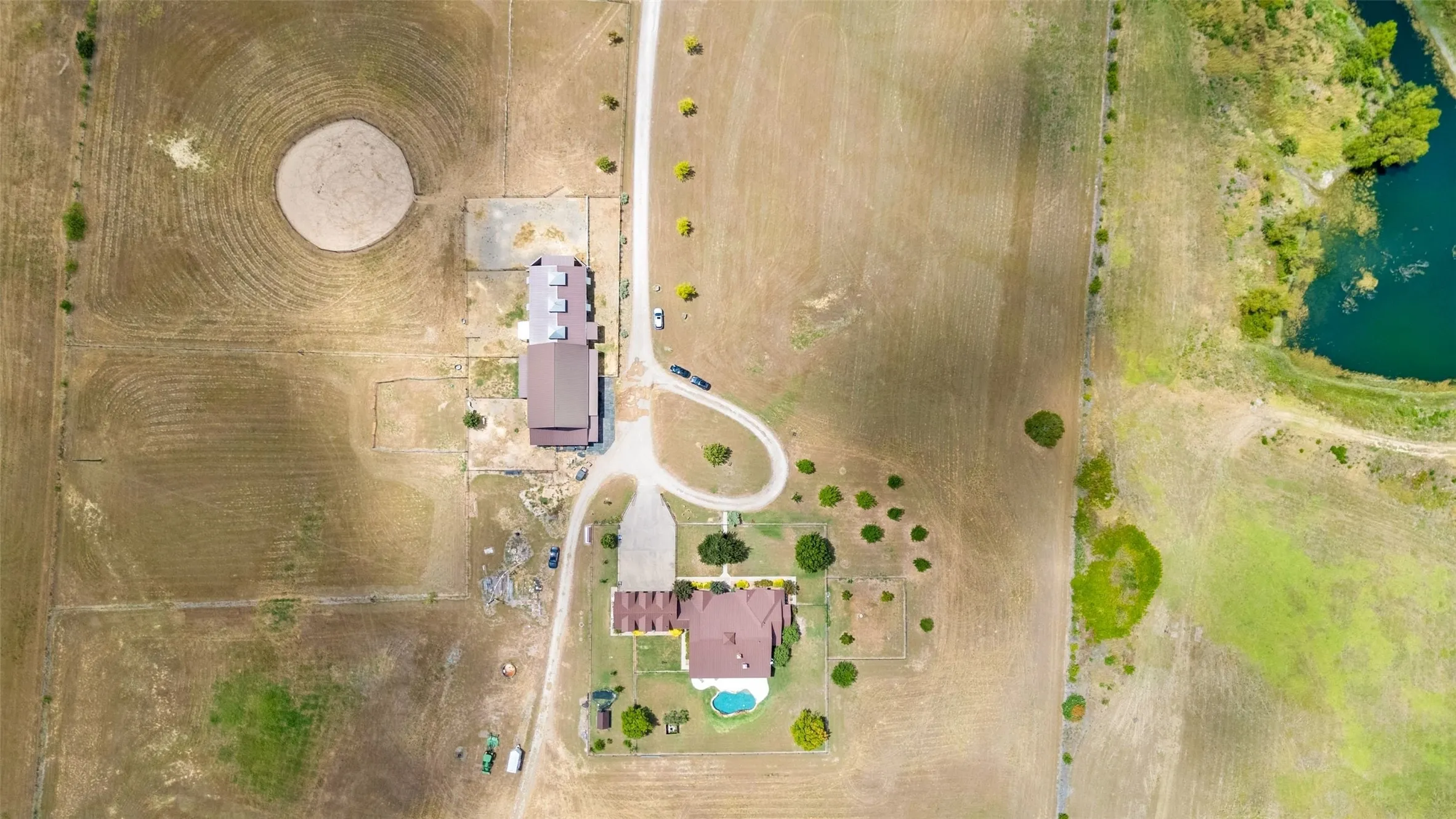 Farm For Sale in Mc Lennan County , 894 Blue Cut Road N, Mc Gregor, Texas 76657, 5 Bedroom, 5 Bathroom, 3 Garage spaces, 4,389 Sqft, built in 2005, Price $2,850,000, mls#21362712, Real Estate Agent in Mc Gregor, Homes For Sale in Mc Lennan county, Homes For Sale in Mc Gregor, Realtor in Mc Gregor Texas, Real Estate Brokerage Independent Realty Texas, Luminita Cordes Realtor