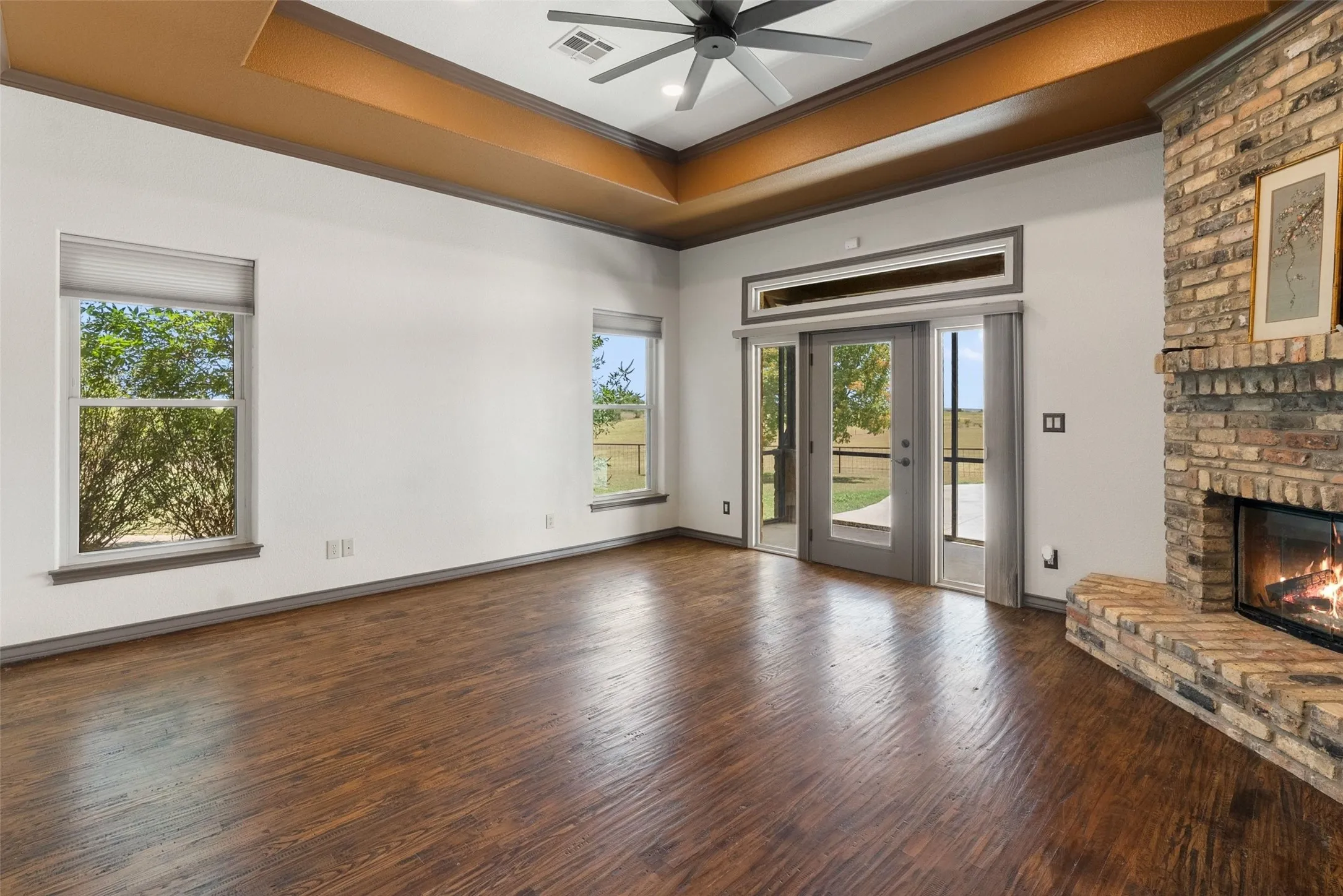 Farm For Sale in Mc Lennan County , 894 Blue Cut Road N, Mc Gregor, Texas 76657, 5 Bedroom, 5 Bathroom, 3 Garage spaces, 4,389 Sqft, built in 2005, Price $2,850,000, mls#21362712, Real Estate Agent in Mc Gregor, Homes For Sale in Mc Lennan county, Homes For Sale in Mc Gregor, Realtor in Mc Gregor Texas, Real Estate Brokerage Independent Realty Texas, Luminita Cordes Realtor