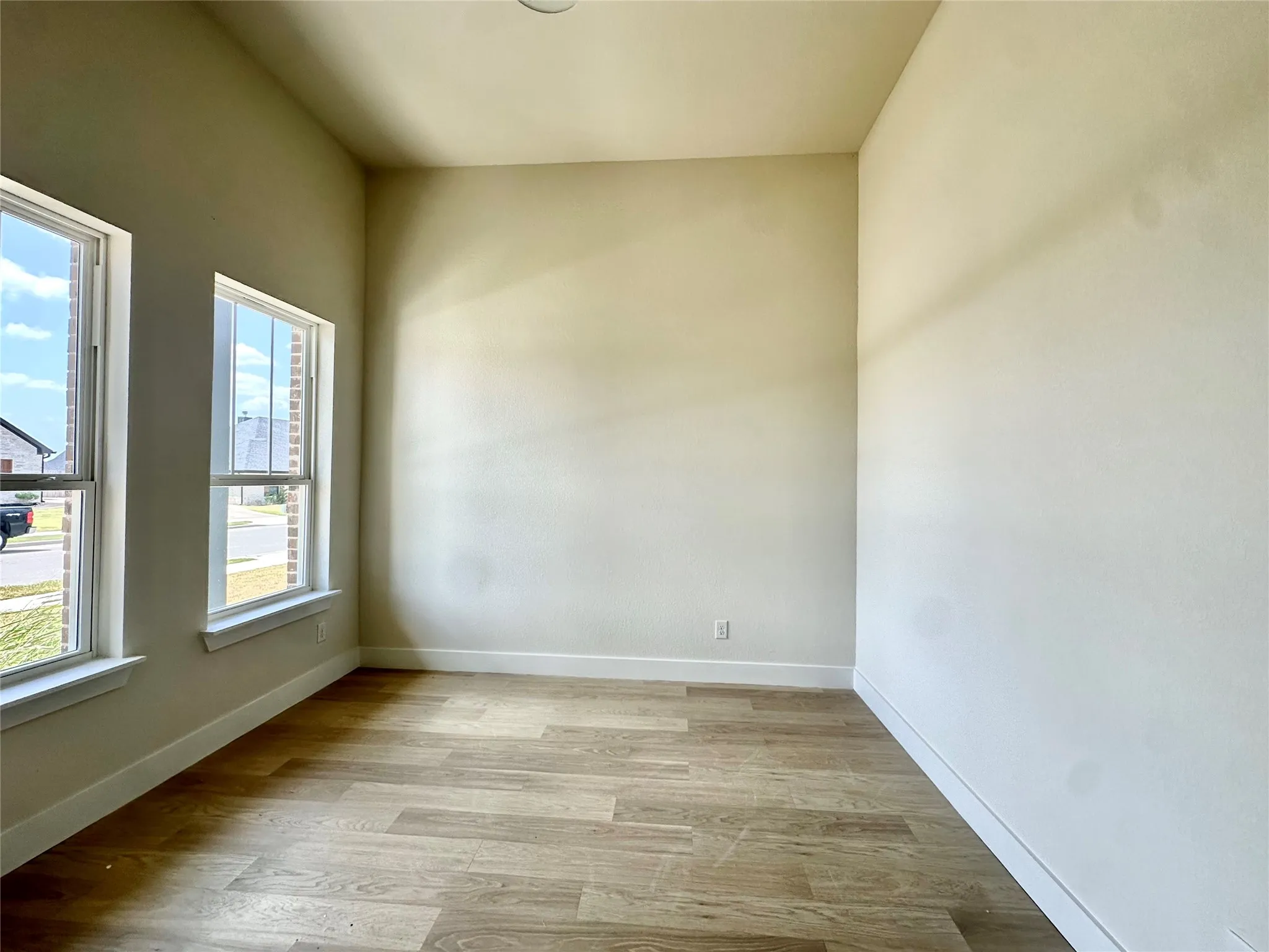 Single Family Residence For Sale in Mc Lennan County , 2112 Bankside Lane, Waco, Texas 76655, 4 Bedroom, 4 Bathroom, 3 Garage spaces, 3,084 Sqft, built in 2026, mls#21362257, Real Estate Agent in Waco, Homes For Sale in Mc Lennan county, Homes For Sale in Waco, Realtor in Waco Texas, Real Estate Brokerage Independent Realty Texas, Luminita Cordes Realtor