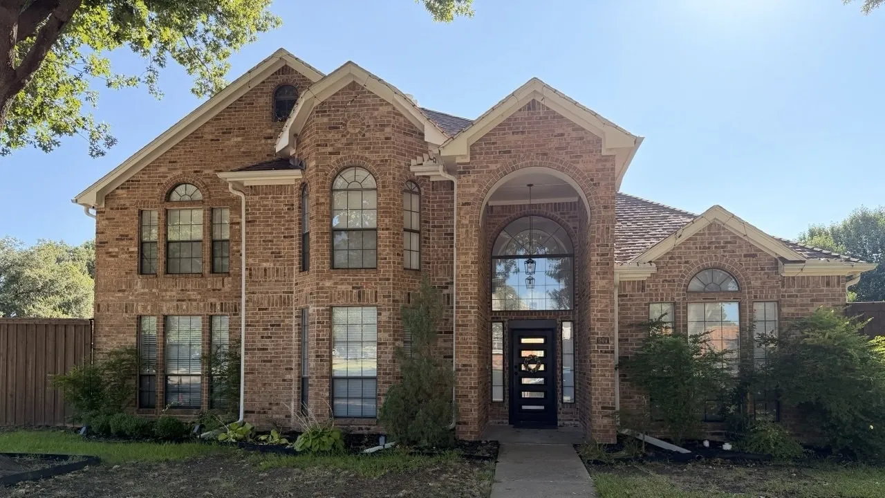 Single Family Residence For Rent in Collin County , 901 Ridgemont Drive, Allen, Texas 75002, 4 Bedroom, 3 Bathroom, 2 Garage spaces, 2,577 Sqft, built in 1989, mls#21362736, Real Estate Agent in Allen, Homes For Rent in Collin county, Homes For Rent in Allen, Realtor in Allen Texas, Real Estate Brokerage Independent Realty Texas, Luminita Cordes Realtor