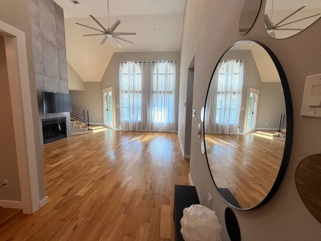 Single Family Residence For Rent in Collin County , 901 Ridgemont Drive, Allen, Texas 75002, 4 Bedroom, 3 Bathroom, 2 Garage spaces, 2,577 Sqft, built in 1989, mls#21362736, Real Estate Agent in Allen, Homes For Rent in Collin county, Homes For Rent in Allen, Realtor in Allen Texas, Real Estate Brokerage Independent Realty Texas, Luminita Cordes Realtor