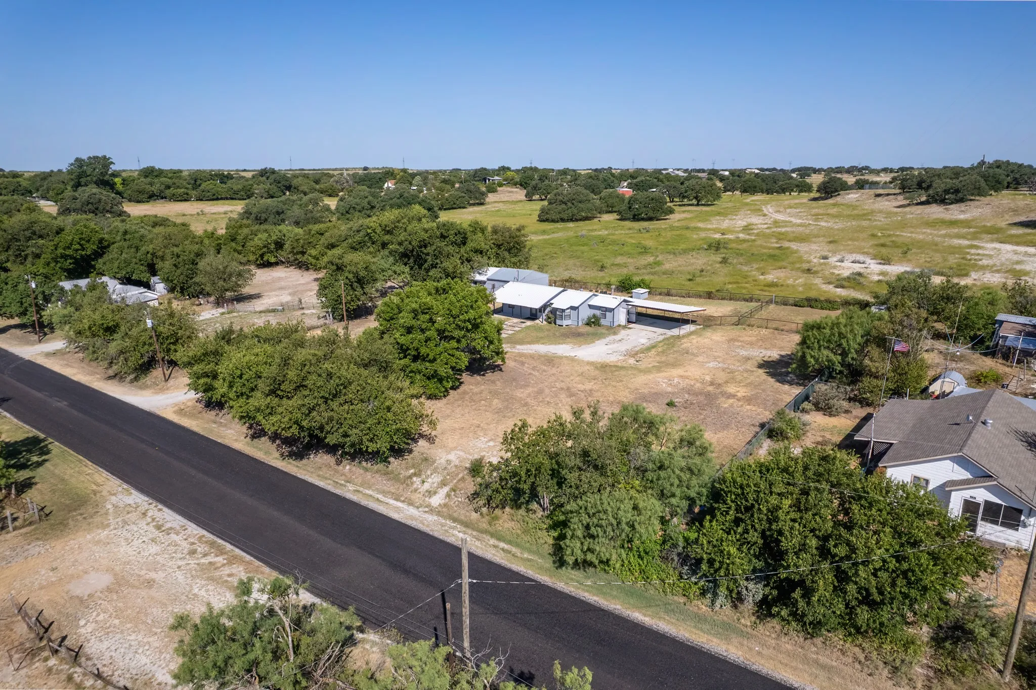 Single Family Residence For Sale in Brown County , 3821 Fm 590 S, Zephyr, Texas 76890, 2 Bedroom, 2 Bathroom, 1 Garage spaces, 1,473 Sqft, built in 0, mls#21362796, Real Estate Agent in Zephyr, Homes For Sale in Brown county, Homes For Sale in Zephyr, Realtor in Zephyr Texas, Real Estate Brokerage Independent Realty Texas, Luminita Cordes Realtor