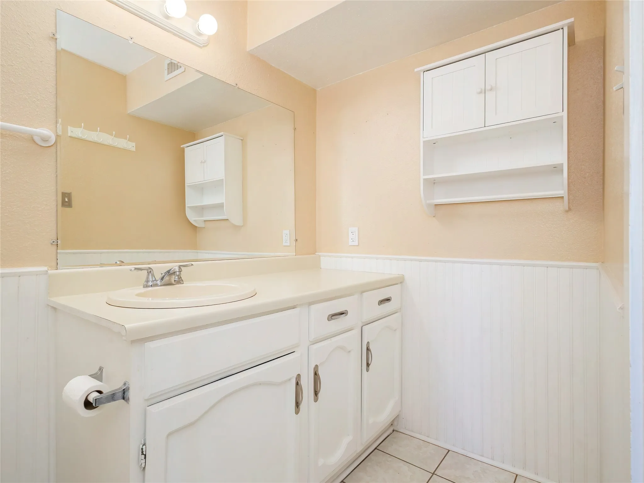Single Family Residence For Sale in Brown County , 3821 Fm 590 S, Zephyr, Texas 76890, 2 Bedroom, 2 Bathroom, 1 Garage spaces, 1,473 Sqft, built in 0, mls#21362796, Real Estate Agent in Zephyr, Homes For Sale in Brown county, Homes For Sale in Zephyr, Realtor in Zephyr Texas, Real Estate Brokerage Independent Realty Texas, Luminita Cordes Realtor