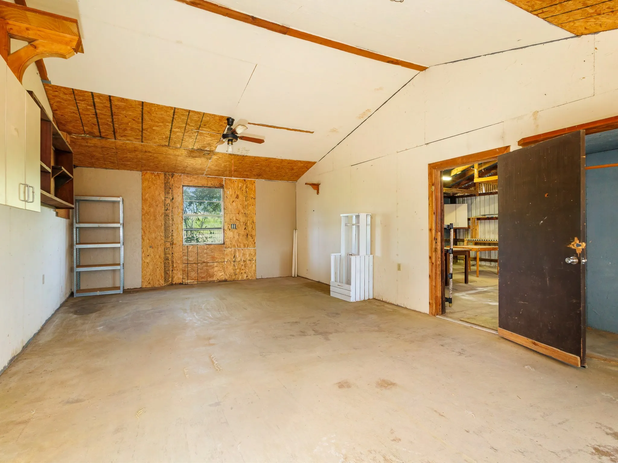 Single Family Residence For Sale in Brown County , 3821 Fm 590 S, Zephyr, Texas 76890, 2 Bedroom, 2 Bathroom, 1 Garage spaces, 1,473 Sqft, built in 0, mls#21362796, Real Estate Agent in Zephyr, Homes For Sale in Brown county, Homes For Sale in Zephyr, Realtor in Zephyr Texas, Real Estate Brokerage Independent Realty Texas, Luminita Cordes Realtor