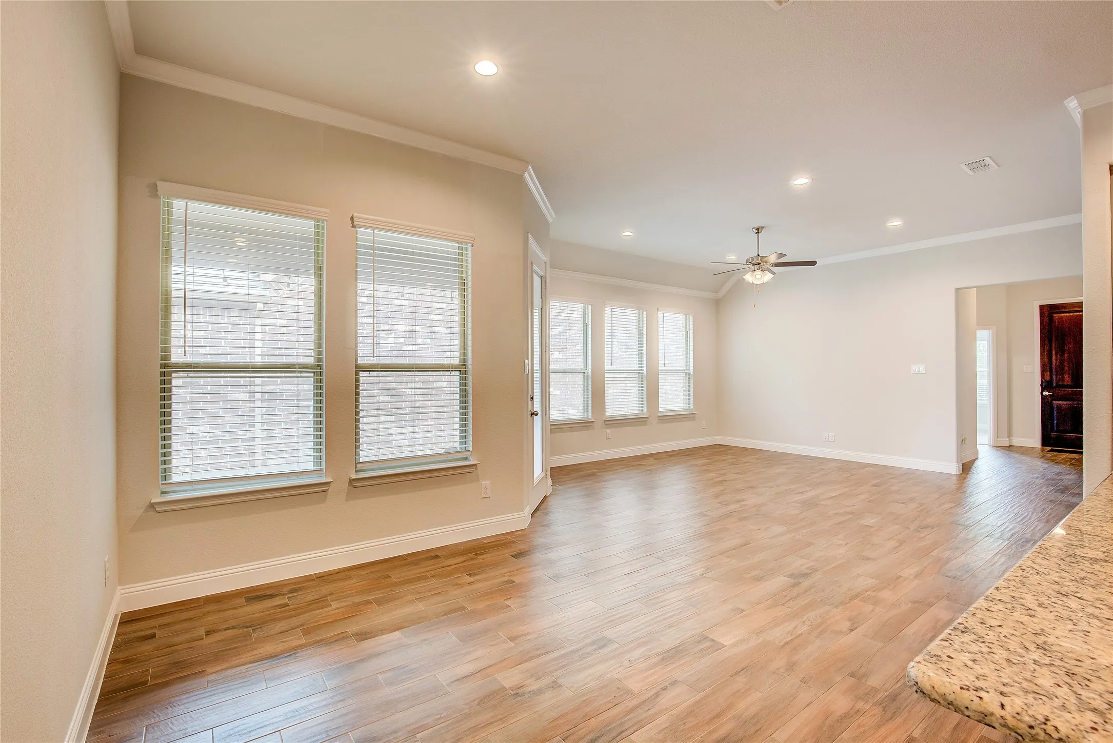 Single Family Residence For Rent in Denton County , 820 10th Street, Argyle, Texas 76226, 3 Bedroom, 3 Bathroom, 2 Garage spaces, 1,864 Sqft, built in 2018, mls#21363040, Real Estate Agent in Argyle, Homes For Rent in Denton county, Homes For Rent in Argyle, Realtor in Argyle Texas, Real Estate Brokerage Independent Realty Texas, Luminita Cordes Realtor