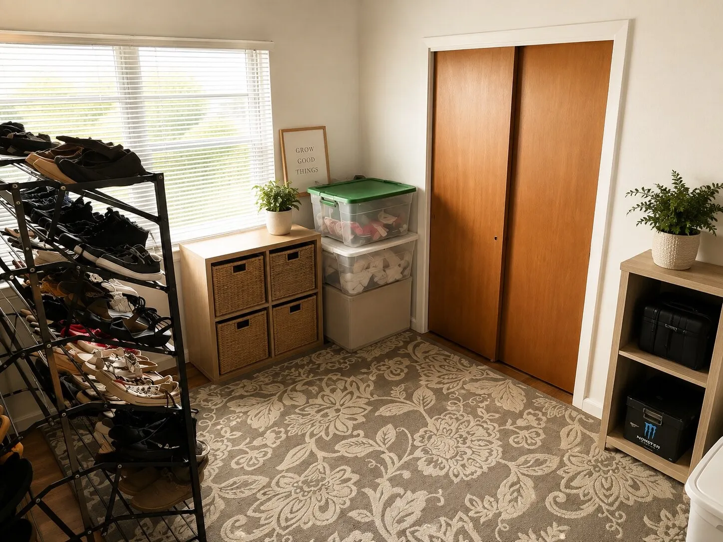 Single Family Residence For Rent in Tarrant County , 1609 Bradford Place, Fort Worth, Texas 76112, 3 Bedroom, 2 Bathroom, 2 Garage spaces, 1,392 Sqft, built in 1957, mls#21363042, Real Estate Agent in Fort Worth, Homes For Rent in Tarrant county, Homes For Rent in Fort Worth, Realtor in Fort Worth Texas, Real Estate Brokerage Independent Realty Texas, Luminita Cordes Realtor