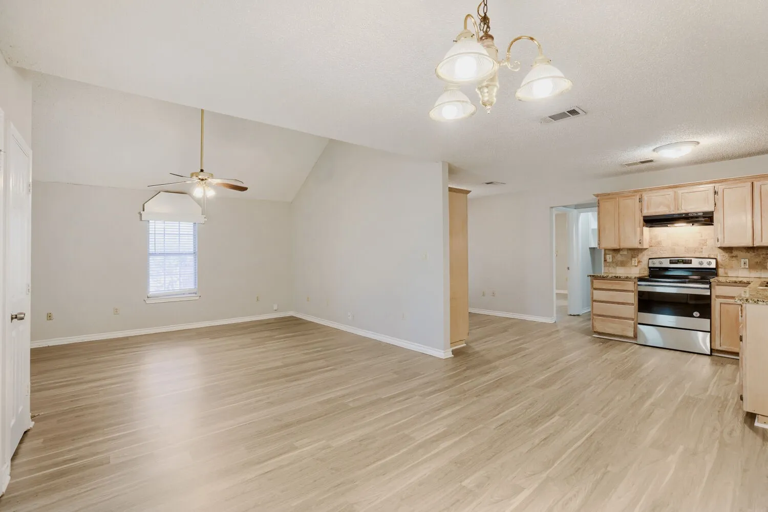Living Room/Dining Room