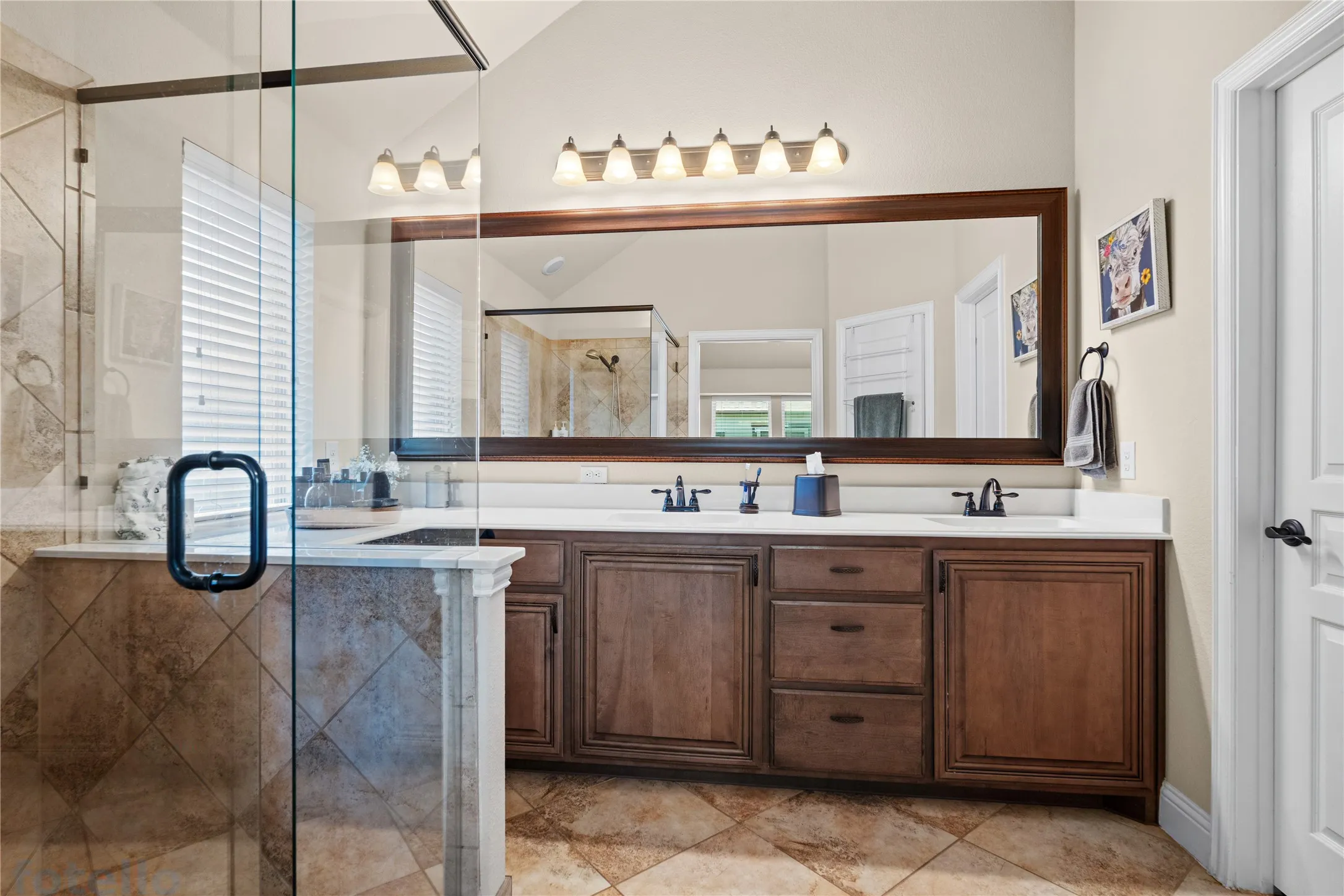 Single Family Residence For Sale in Johnson County , 116 Cimmaron Court, Alvarado, Texas 76009, 3 Bedroom, 2 Bathroom, 2 Garage spaces, 1,840 Sqft, built in 2017, mls#21361916, Real Estate Agent in Alvarado, Homes For Sale in Johnson county, Homes For Sale in Alvarado, Realtor in Alvarado Texas, Real Estate Brokerage Independent Realty Texas, Luminita Cordes Realtor