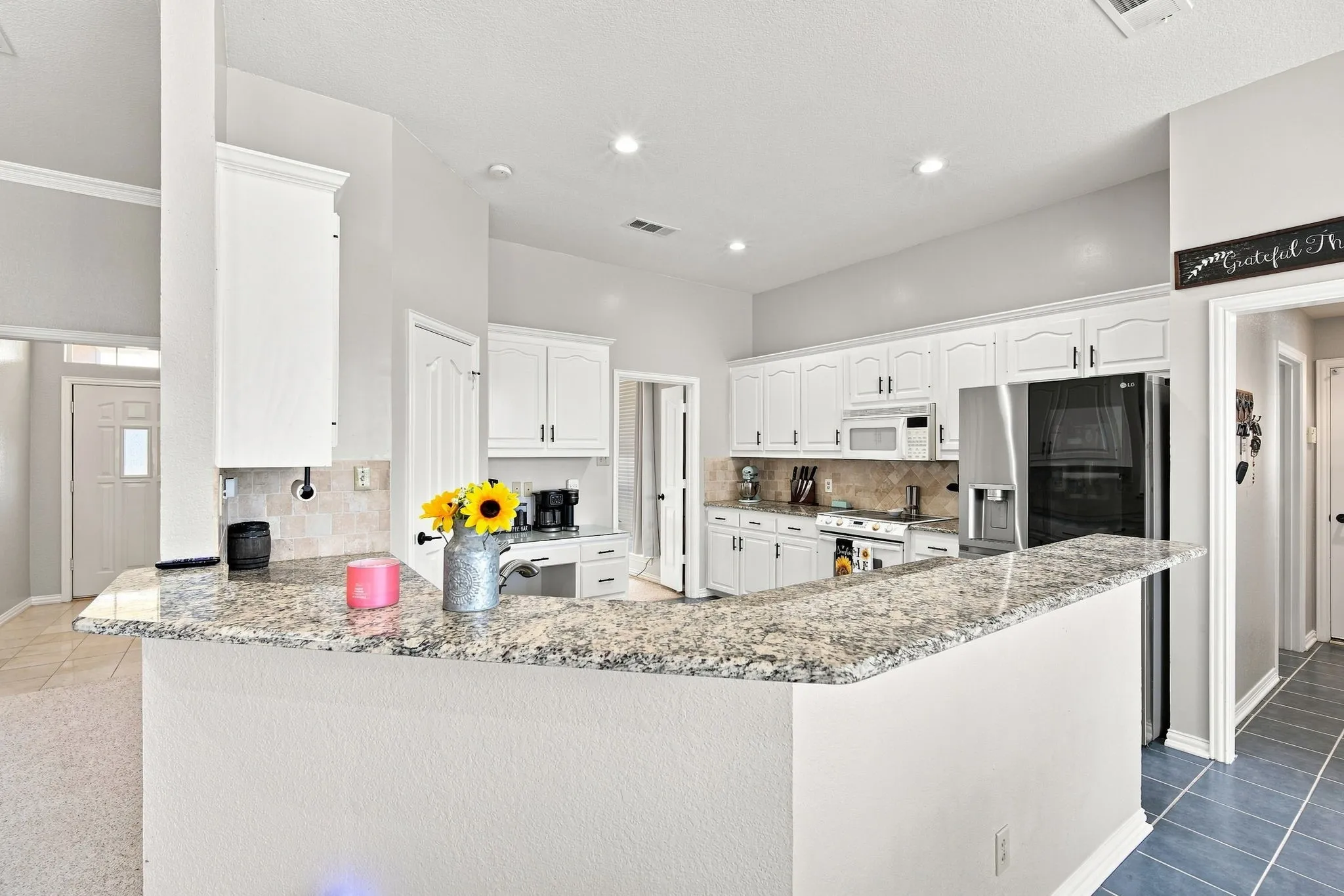 Single Family Residence For Sale in Kaufman County , 10625 Richard Circle, Forney, Texas 75126, 4 Bedroom, 3 Bathroom, 2 Garage spaces, 2,329 Sqft, built in 1997, mls#21362013, Real Estate Agent in Forney, Homes For Sale in Kaufman county, Homes For Sale in Forney, Realtor in Forney Texas, Real Estate Brokerage Independent Realty Texas, Luminita Cordes Realtor