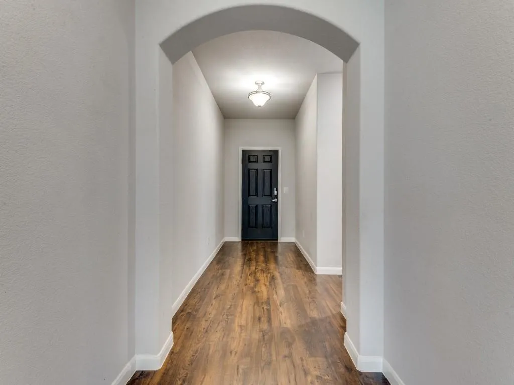 Single Family Residence For Rent in Denton County , 1236 Rosebush Road, Aubrey, Texas 76227, 3 Bedroom, 2 Bathroom, 2 Garage spaces, 1,674 Sqft, built in 2020, mls#21362676, Real Estate Agent in Aubrey, Homes For Rent in Denton county, Homes For Rent in Aubrey, Realtor in Aubrey Texas, Real Estate Brokerage Independent Realty Texas, Luminita Cordes Realtor