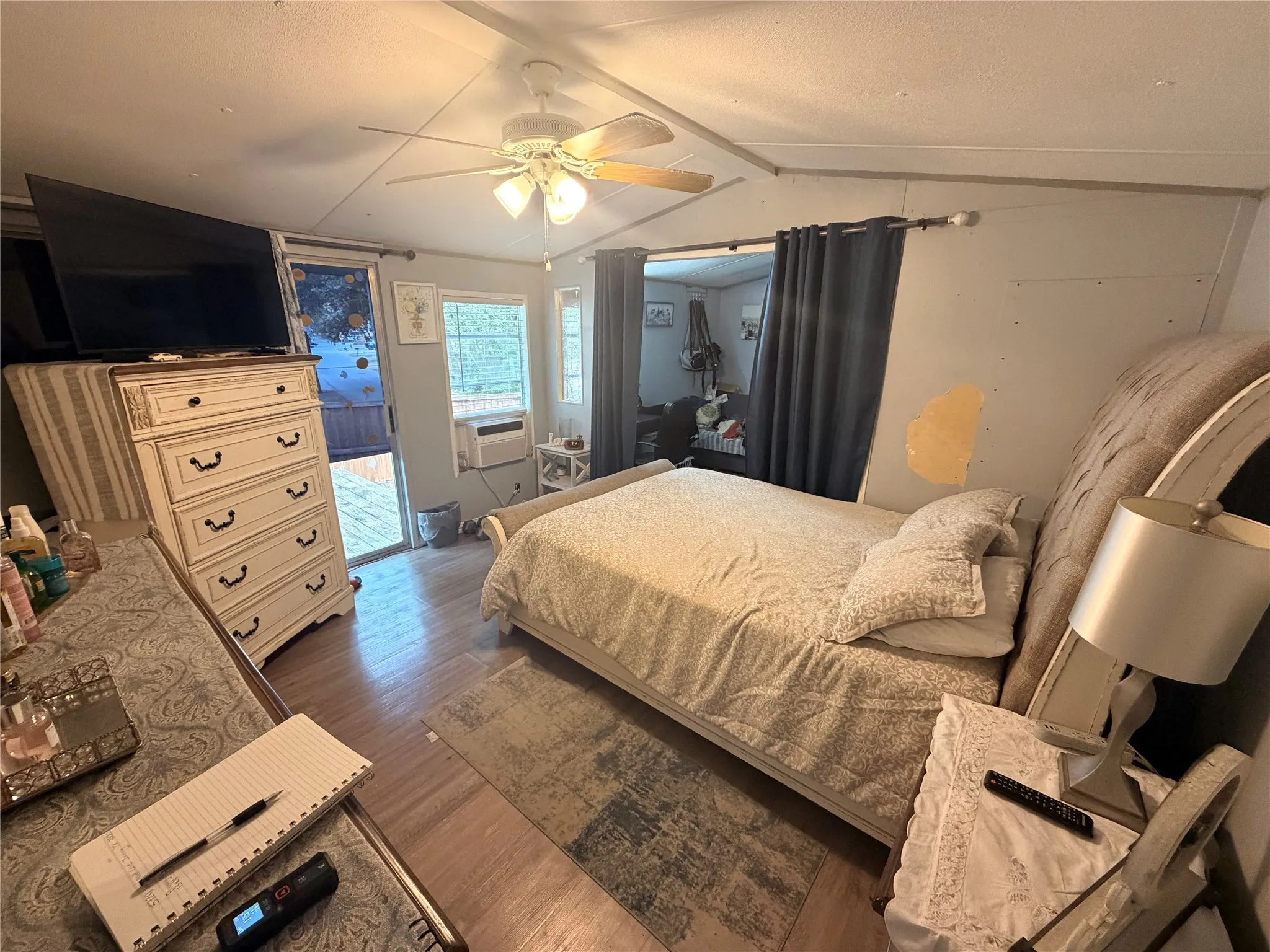 Mobile Home For Sale in Dallas County , 3729 Woodford Cove 295, Grand Prairie, Texas 75060, 3 Bedroom, 2 Bathroom, Garage spaces, 364 Sqft, built in 1985, Price $190,000, mls#21354509, Real Estate Agent in Grand Prairie, Homes For Sale in Dallas county, Homes For Sale in Grand Prairie, Realtor in Grand Prairie Texas, Real Estate Brokerage Independent Realty Texas, Luminita Cordes Realtor