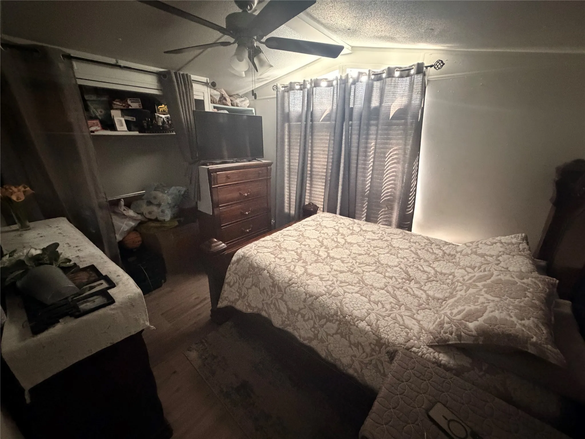 Mobile Home For Sale in Dallas County , 3729 Woodford Cove 295, Grand Prairie, Texas 75060, 3 Bedroom, 2 Bathroom, Garage spaces, 364 Sqft, built in 1985, Price $190,000, mls#21354509, Real Estate Agent in Grand Prairie, Homes For Sale in Dallas county, Homes For Sale in Grand Prairie, Realtor in Grand Prairie Texas, Real Estate Brokerage Independent Realty Texas, Luminita Cordes Realtor