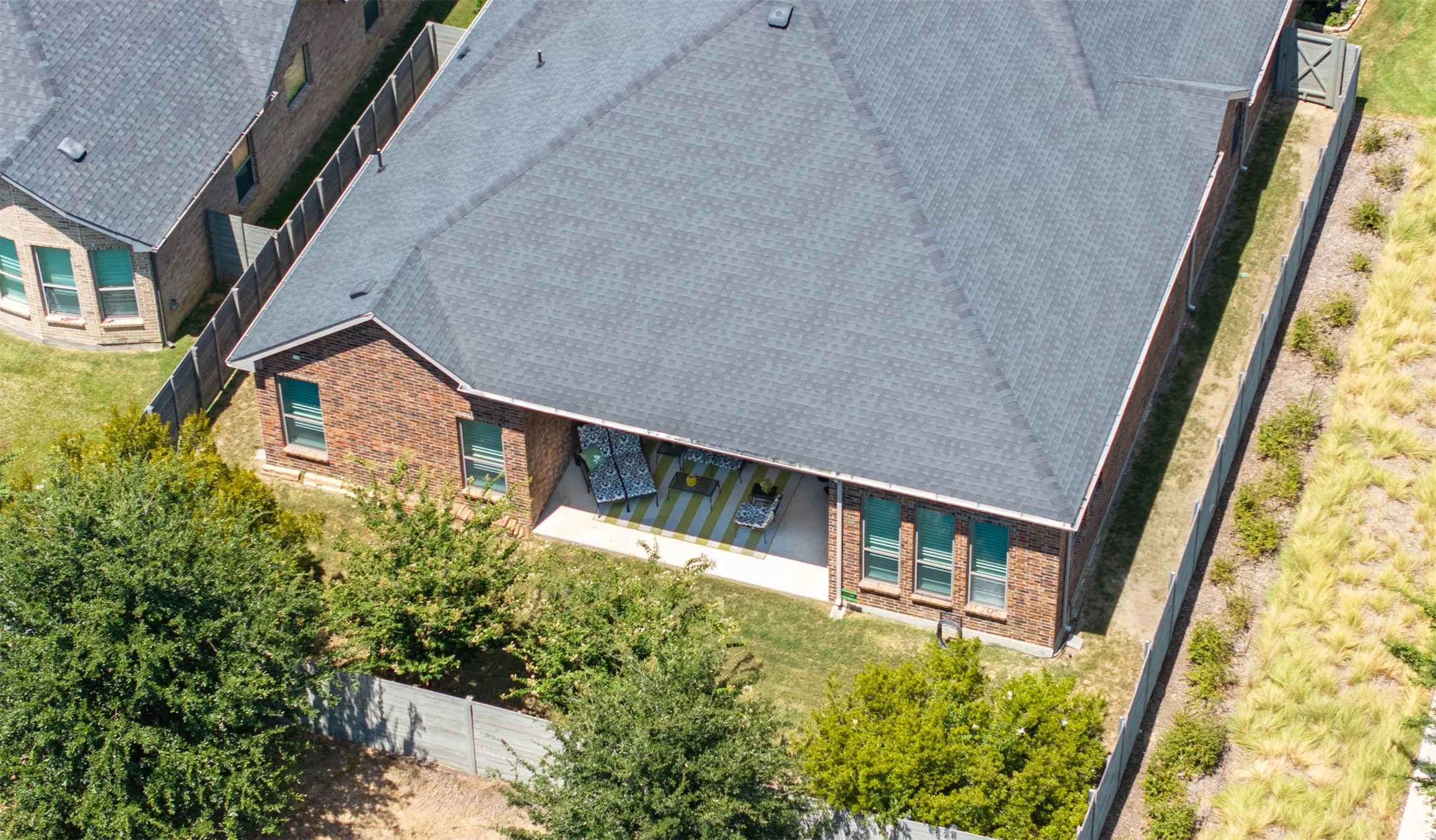 Single Family Residence For Sale in Denton County , 1101 10th Street, Argyle, Texas 76226, 4 Bedroom, 4 Bathroom, 3 Garage spaces, 2,766 Sqft, built in 2020, Price $625,000, mls#21357887, Real Estate Agent in Argyle, Homes For Sale in Denton county, Homes For Sale in Argyle, Realtor in Argyle Texas, Real Estate Brokerage Independent Realty Texas, Luminita Cordes Realtor
