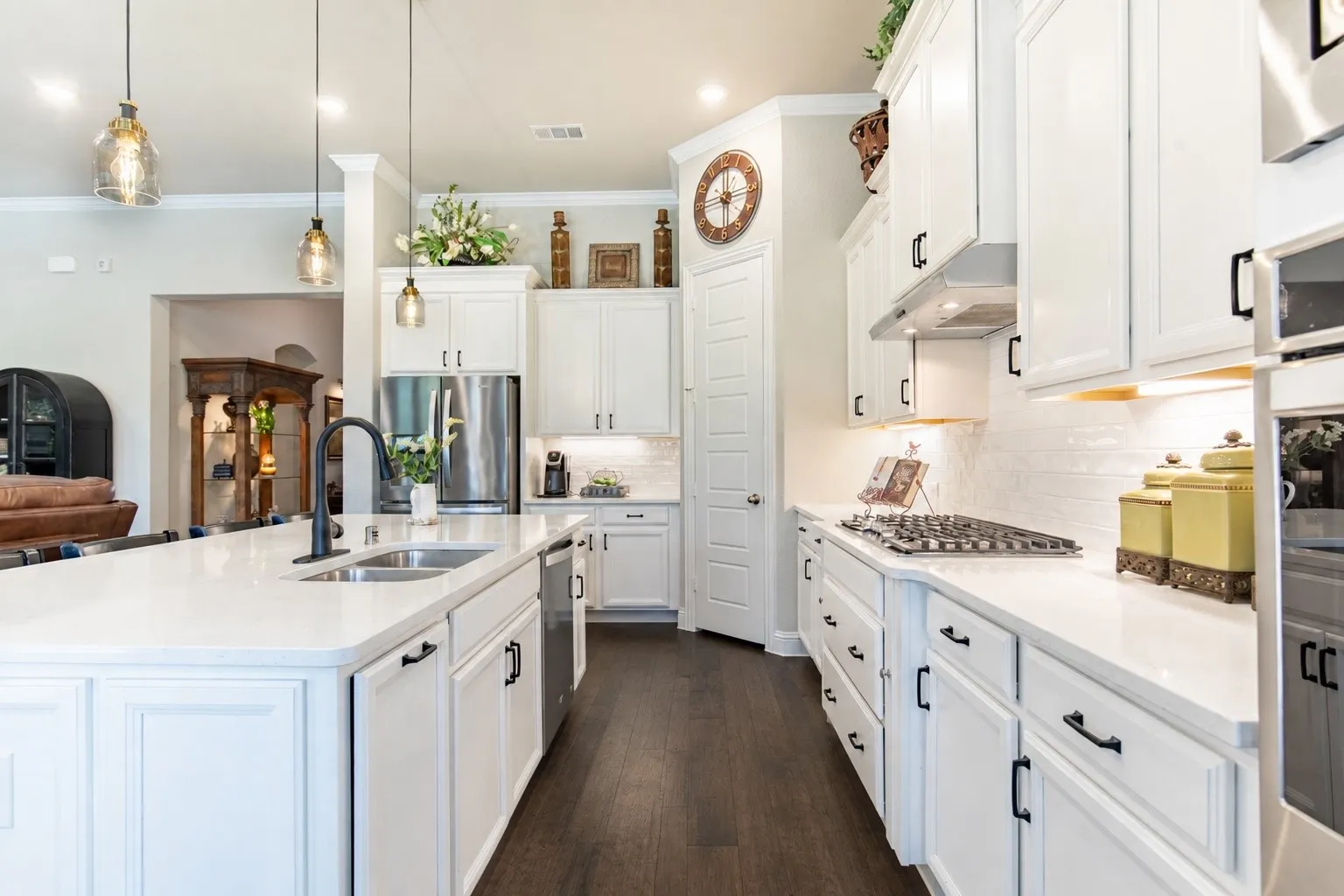 Single Family Residence For Sale in Denton County , 1101 10th Street, Argyle, Texas 76226, 4 Bedroom, 4 Bathroom, 3 Garage spaces, 2,766 Sqft, built in 2020, Price $625,000, mls#21357887, Real Estate Agent in Argyle, Homes For Sale in Denton county, Homes For Sale in Argyle, Realtor in Argyle Texas, Real Estate Brokerage Independent Realty Texas, Luminita Cordes Realtor