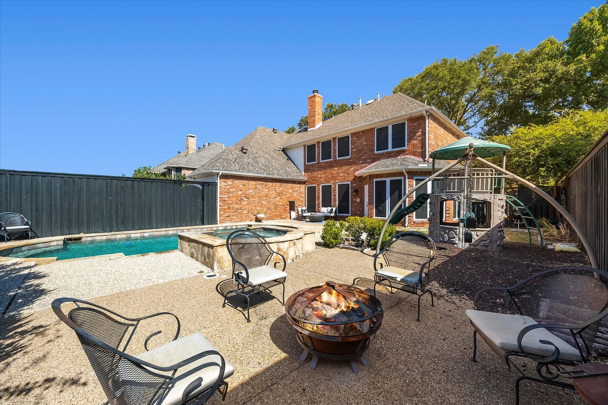Single Family Residence For Sale in Collin County , 4624 Old Pond Drive, Plano, Texas 75024, 5 Bedroom, 4 Bathroom, 3 Garage spaces, 4,112 Sqft, built in 1992, mls#21358978, Real Estate Agent in Plano, Homes For Sale in Collin county, Homes For Sale in Plano, Realtor in Plano Texas, Real Estate Brokerage Independent Realty Texas, Luminita Cordes Realtor