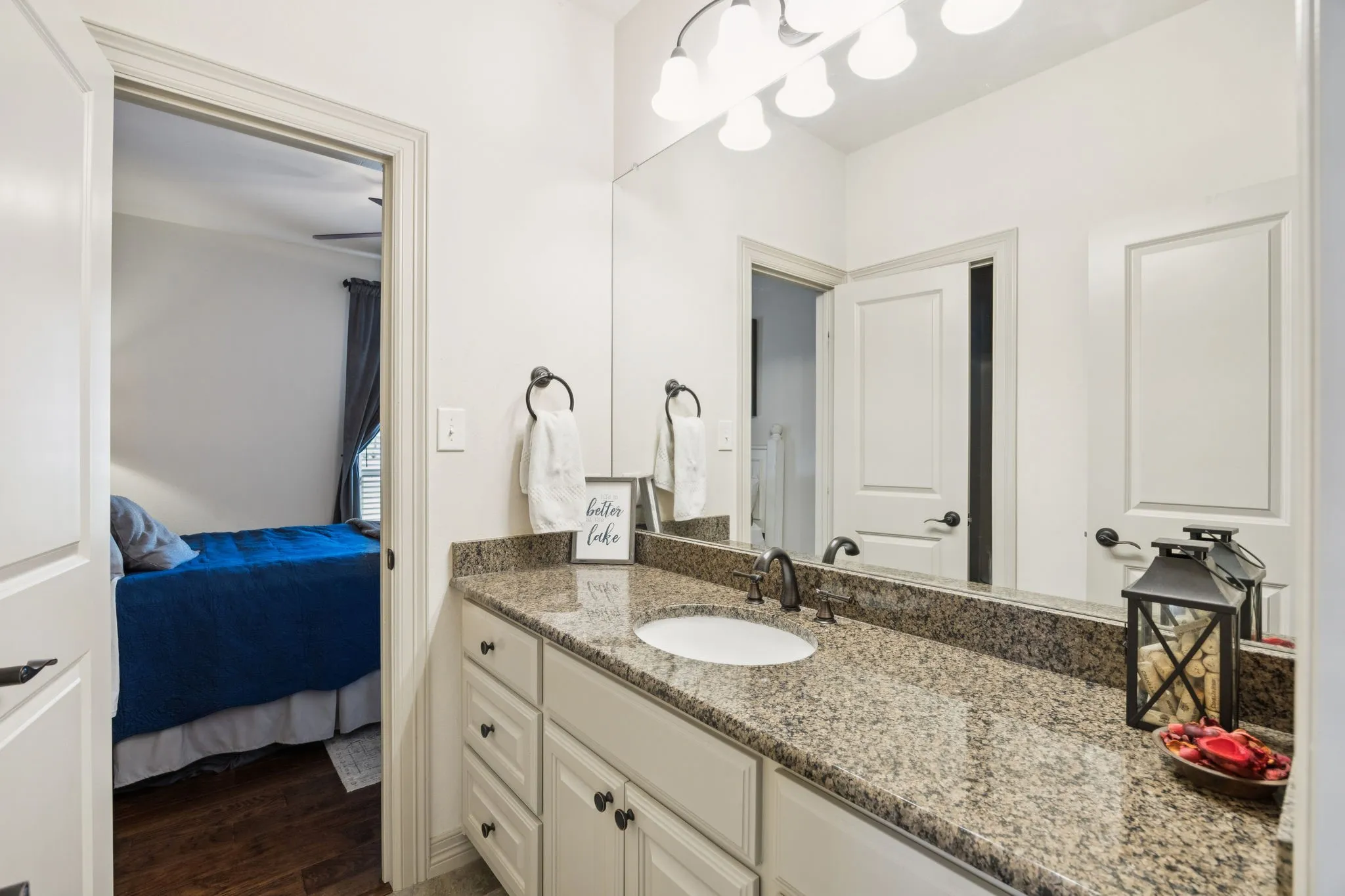 Single Family Residence For Sale in Kaufman County , 101 Beacon Court, Mabank, Texas 75143, 4 Bedroom, 4 Bathroom, 3 Garage spaces, 3,120 Sqft, built in 2014, Price $600,000, mls#21362311, Real Estate Agent in Mabank, Homes For Sale in Kaufman county, Homes For Sale in Mabank, Realtor in Mabank Texas, Real Estate Brokerage Independent Realty Texas, Luminita Cordes Realtor