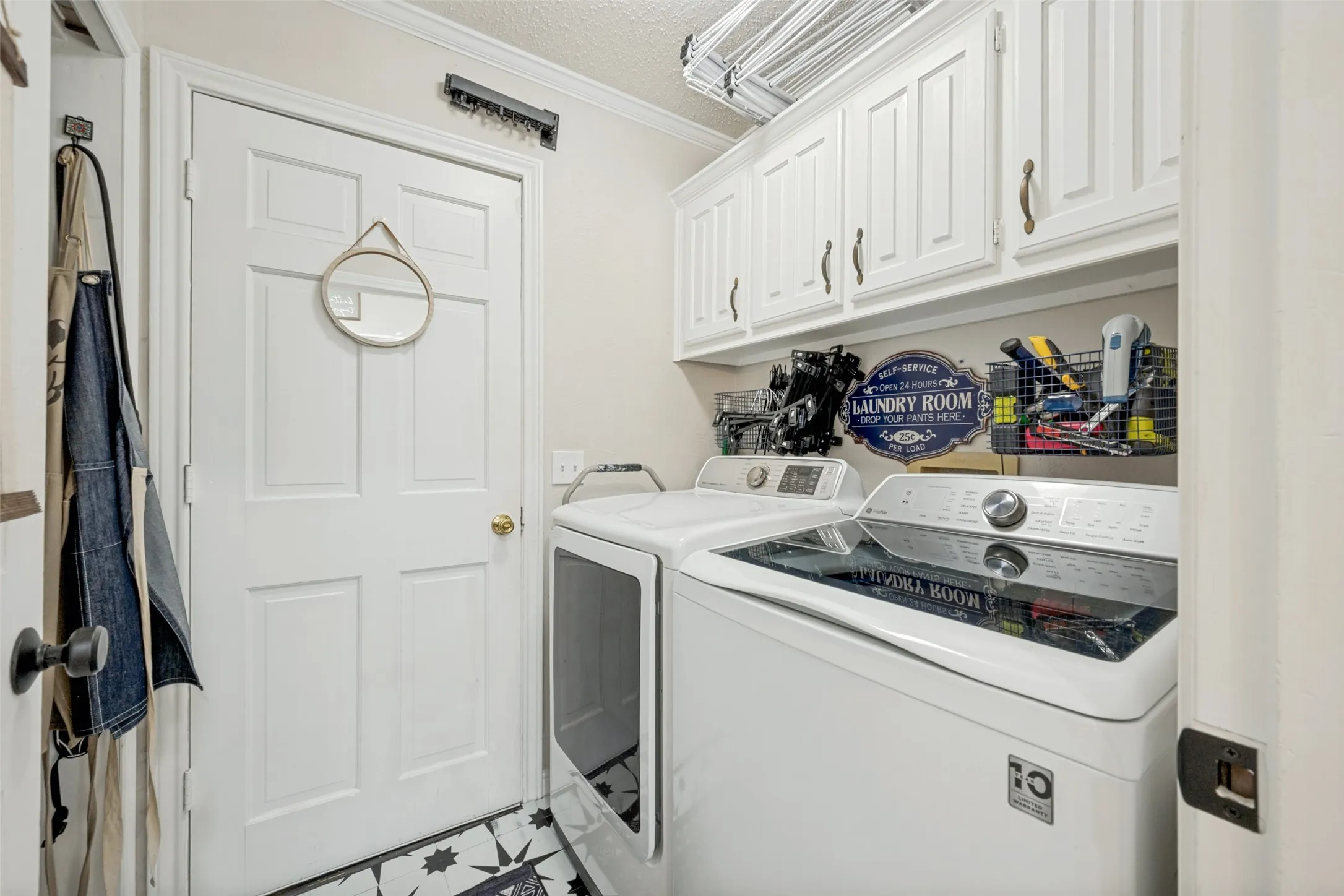 Laundry and pantry just off of garage for easy delivery of groceries!